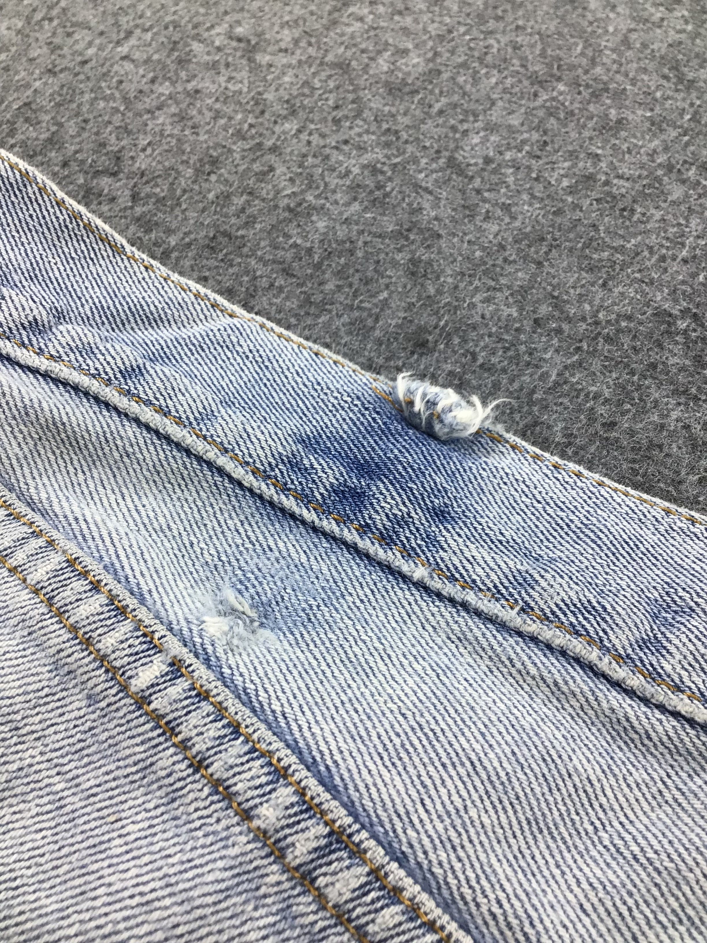 Levi's Vintage Levis 505 Jeans-J888 Size US 41 - 8 Thumbnail