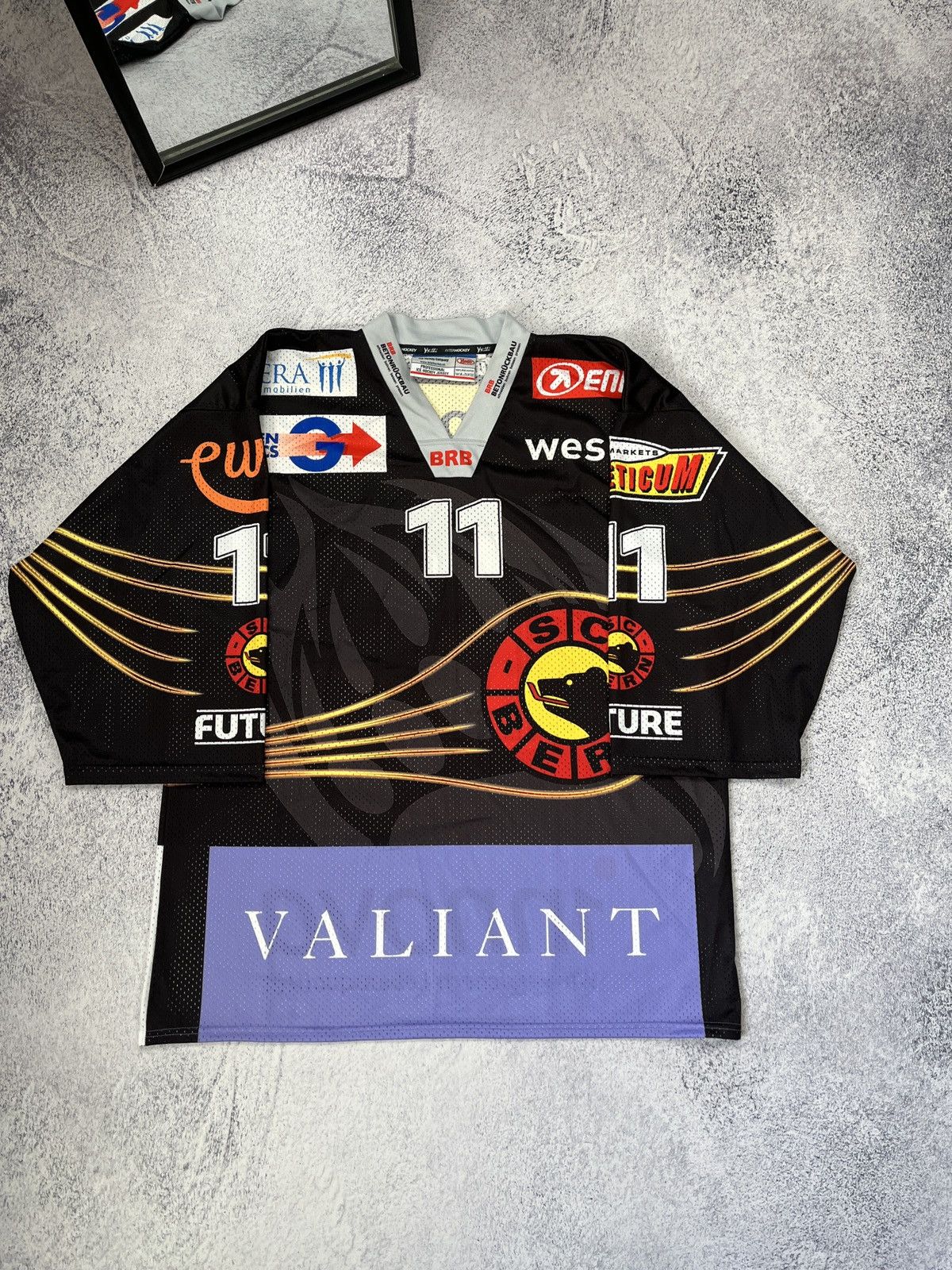 NHL SC Bern Switzerland Ice Hockey Jersey #11 CCM NHL Rare Size US L / EU 52-54 / 3 - 1 Thumbnail