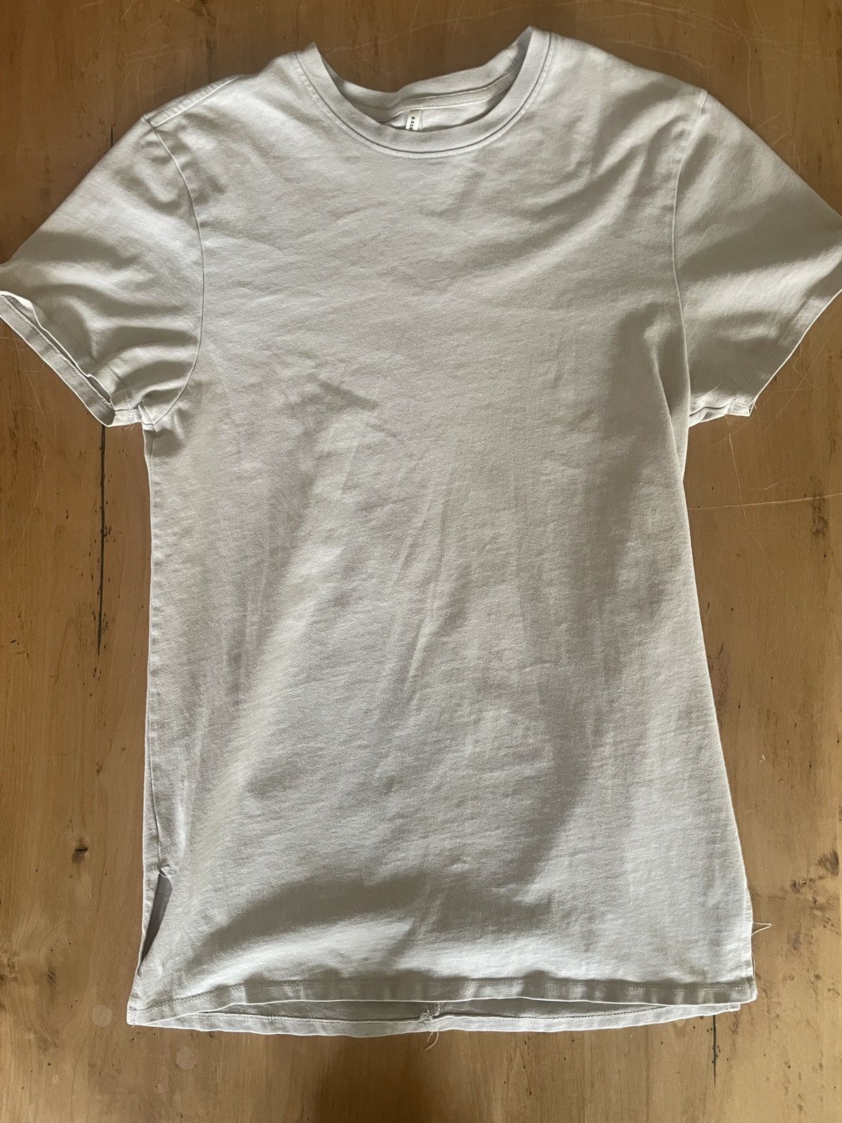 Fear of God Light tan/beige elongated tee Size US M / EU 48-50 / 2 - 1 Thumbnail