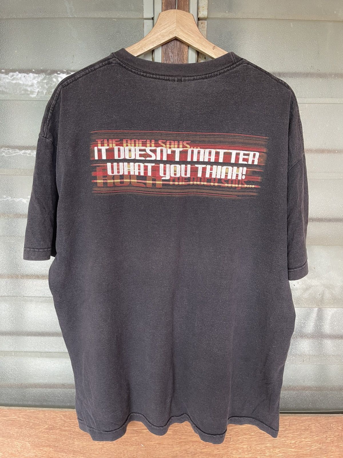 WWF Vintage 00's WWF The Rock "What The Rock Is Cookin' Tee Size US XL / EU 56 / 4 - 11 Thumbnail
