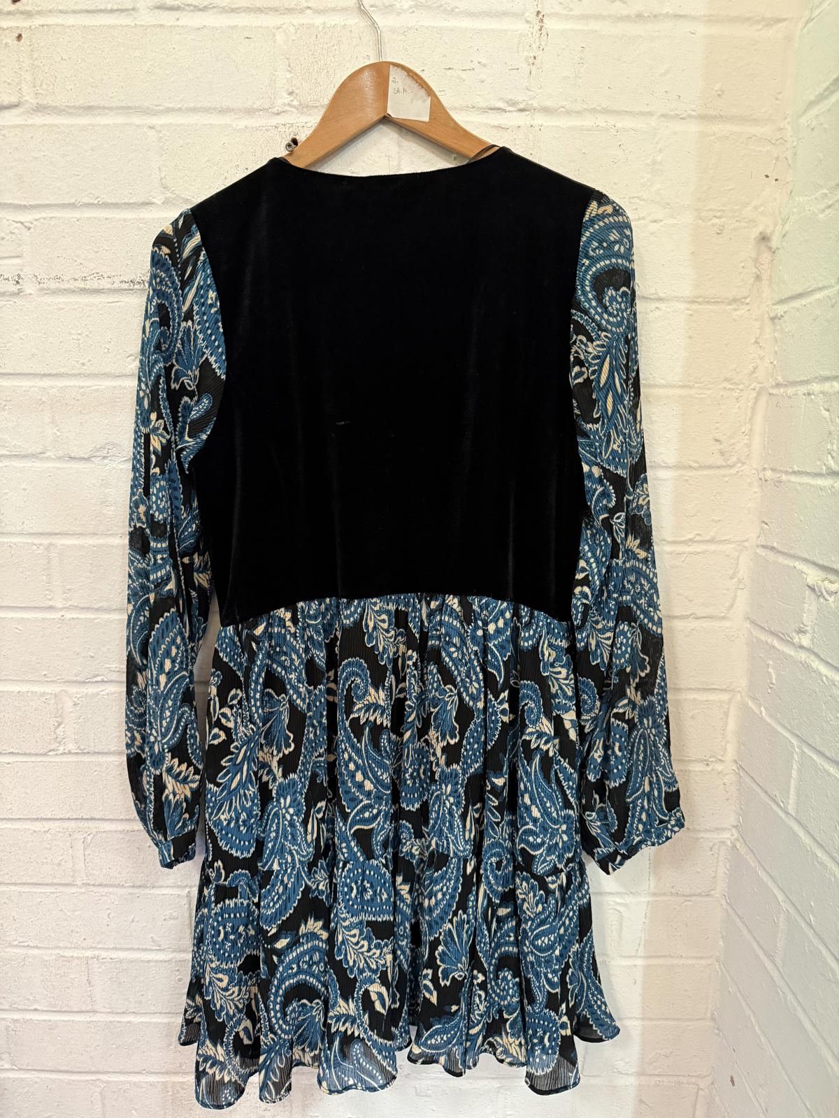 zara velvet dress long sleeve ZARA WOMAN BLACK CUT-OUT VELVET MIDI DRESS SIZE XS, S, M_REF:6962/22_FW23  NWT