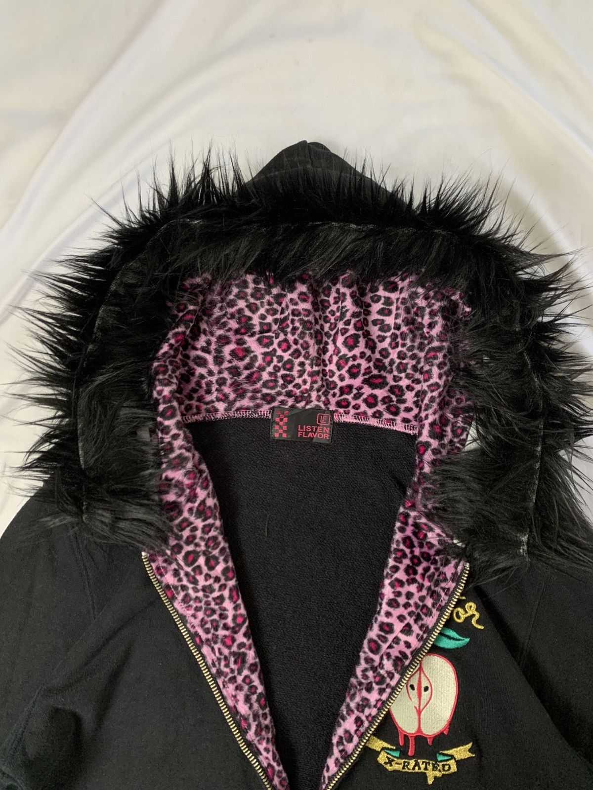 Le Grande Bleu (L.G.B.) Fur hoodie japanese style listen flavor Size US M / EU 48-50 / 2 - 4 Thumbnail
