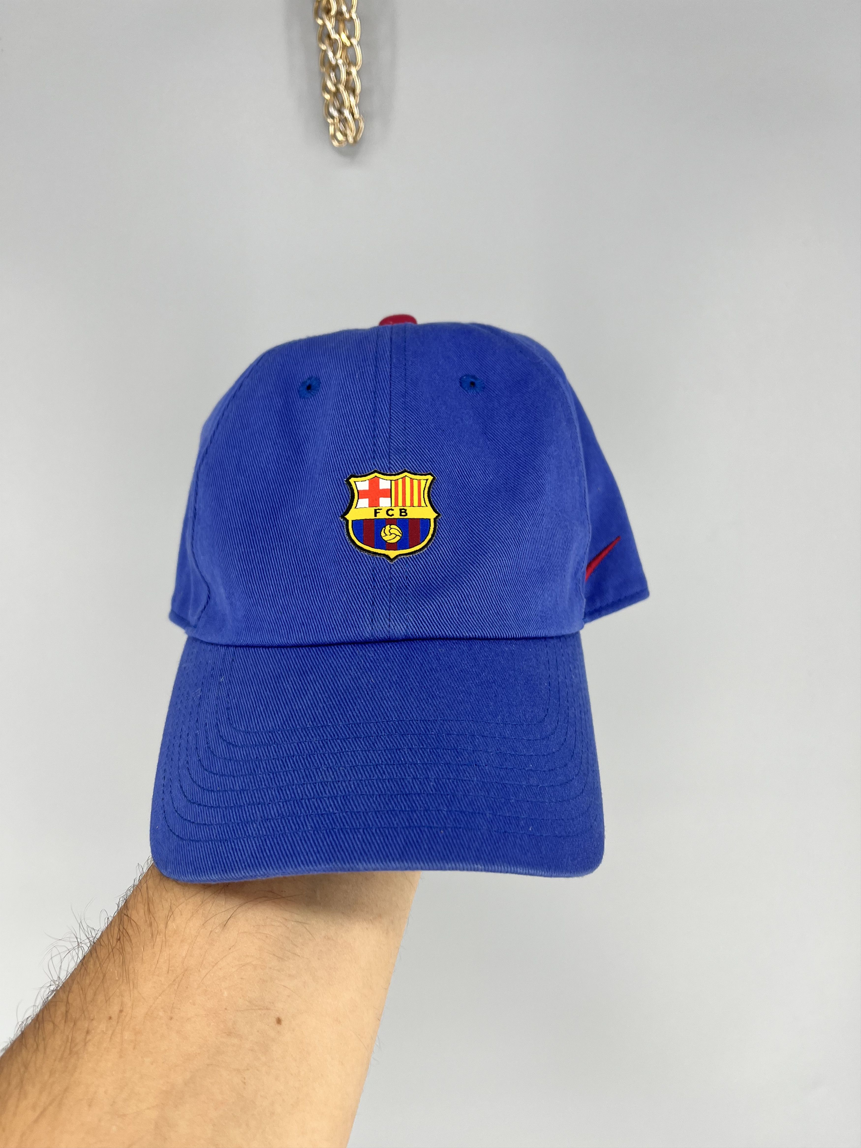 Vintage Vintage 00s Nike Barcelona FC Centre Logo Swoosh Cap y2k og Size ONE SIZE - 2 Thumbnail