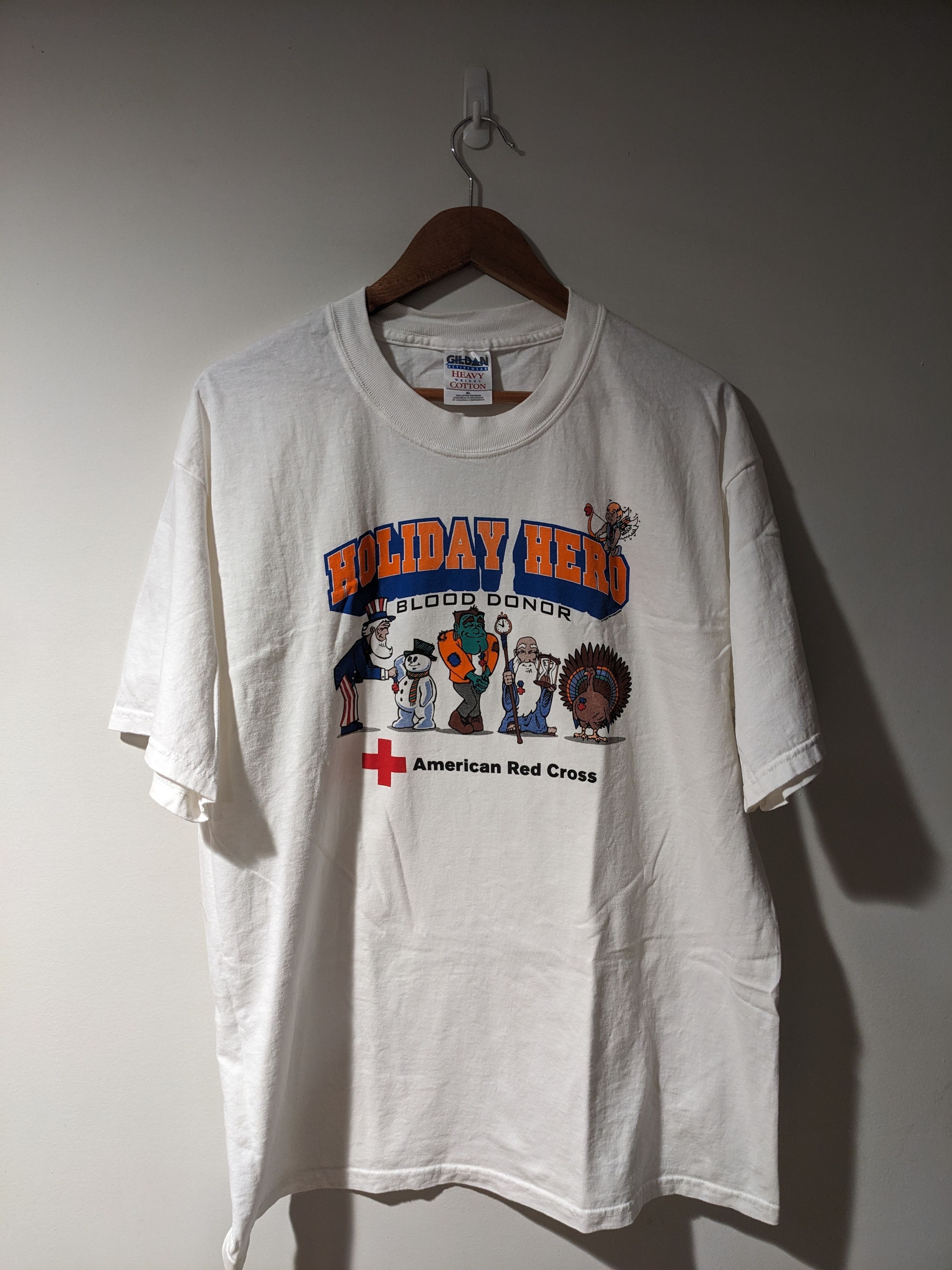 Gildan × Vintage Vintage 1998 Holiday Hero Blood Donor American Red T-Shirt Size US XL / EU 56 / 4 - 1 Thumbnail