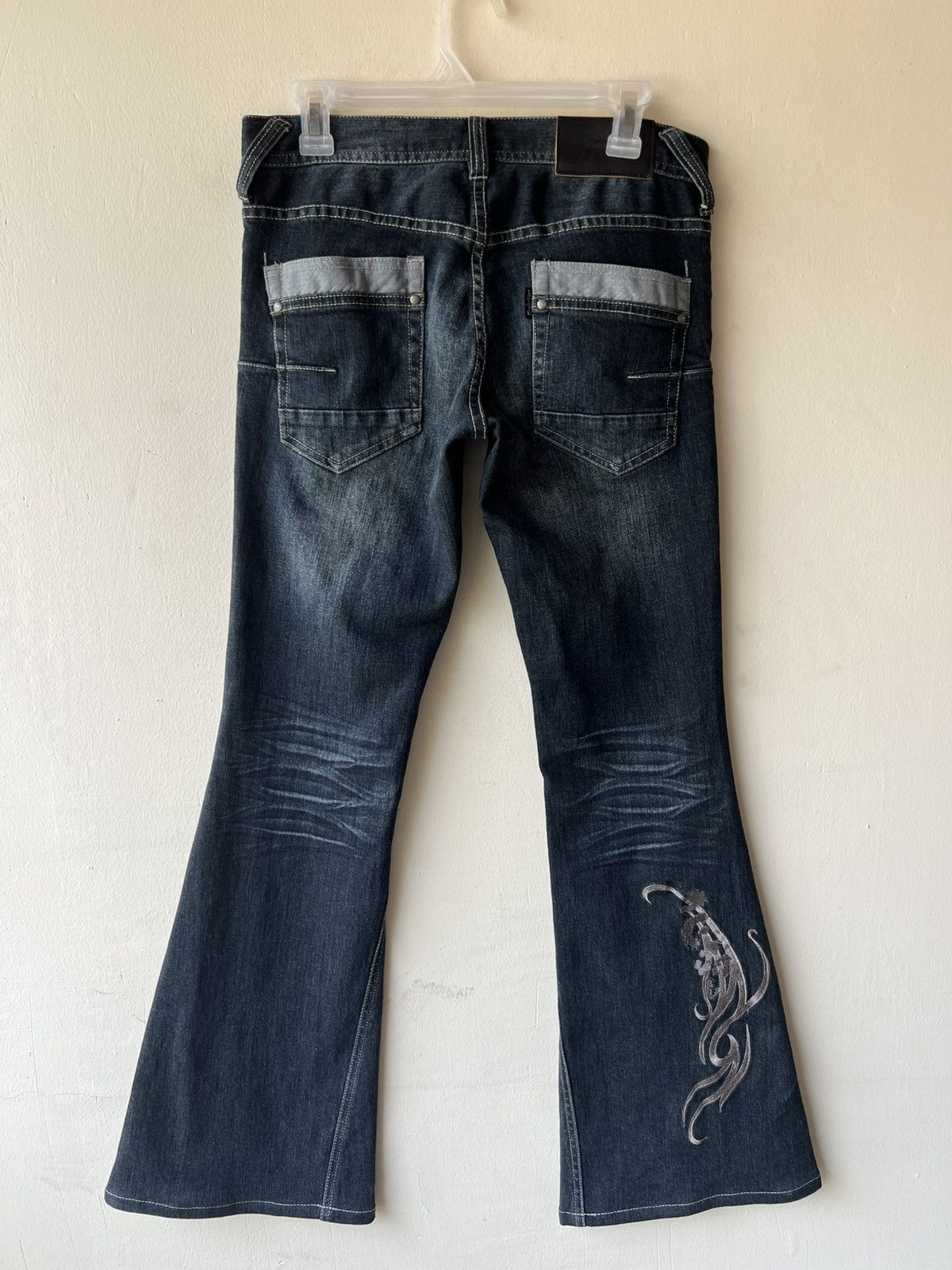 Tornado Mart Tornado Mart Embroidery Tribal Denim Super Flare Jeans Size US 30 / EU 46 - 15 Thumbnail
