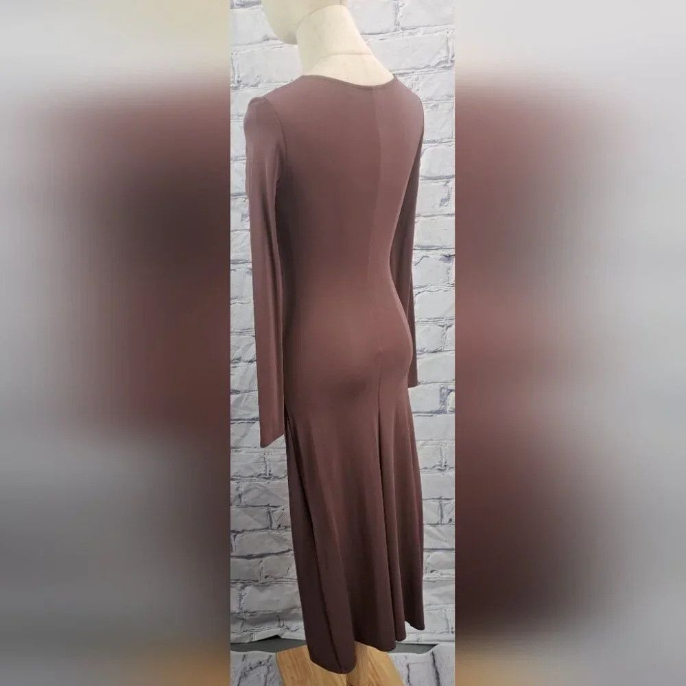 Aritzia Wilfred Aveyron Dress in Red Midi V-Neck Long Sleeves Ruche Size XXS / US 00 / IT 34 - 7 Thumbnail