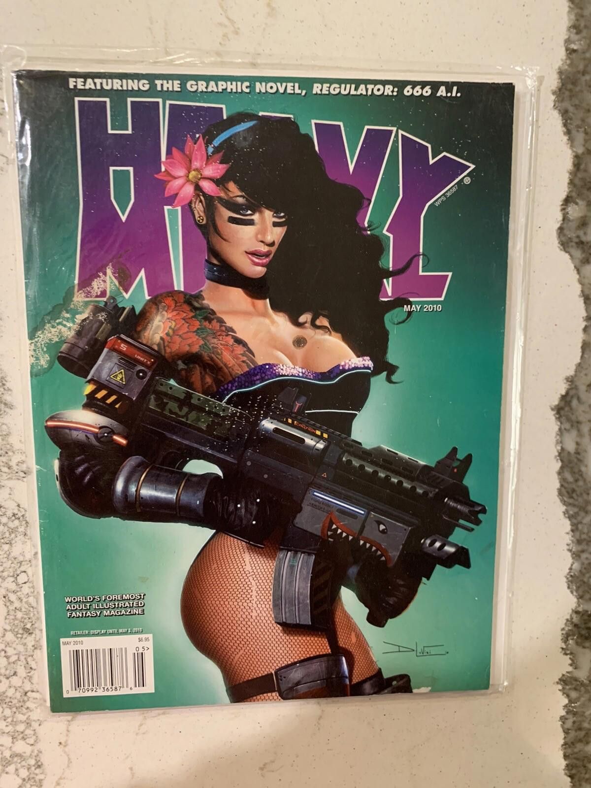 Designer Heavy Metal Magazine 1983- 2018 Lot of 5 Fantasy Collection Size ONE SIZE - 9 Thumbnail