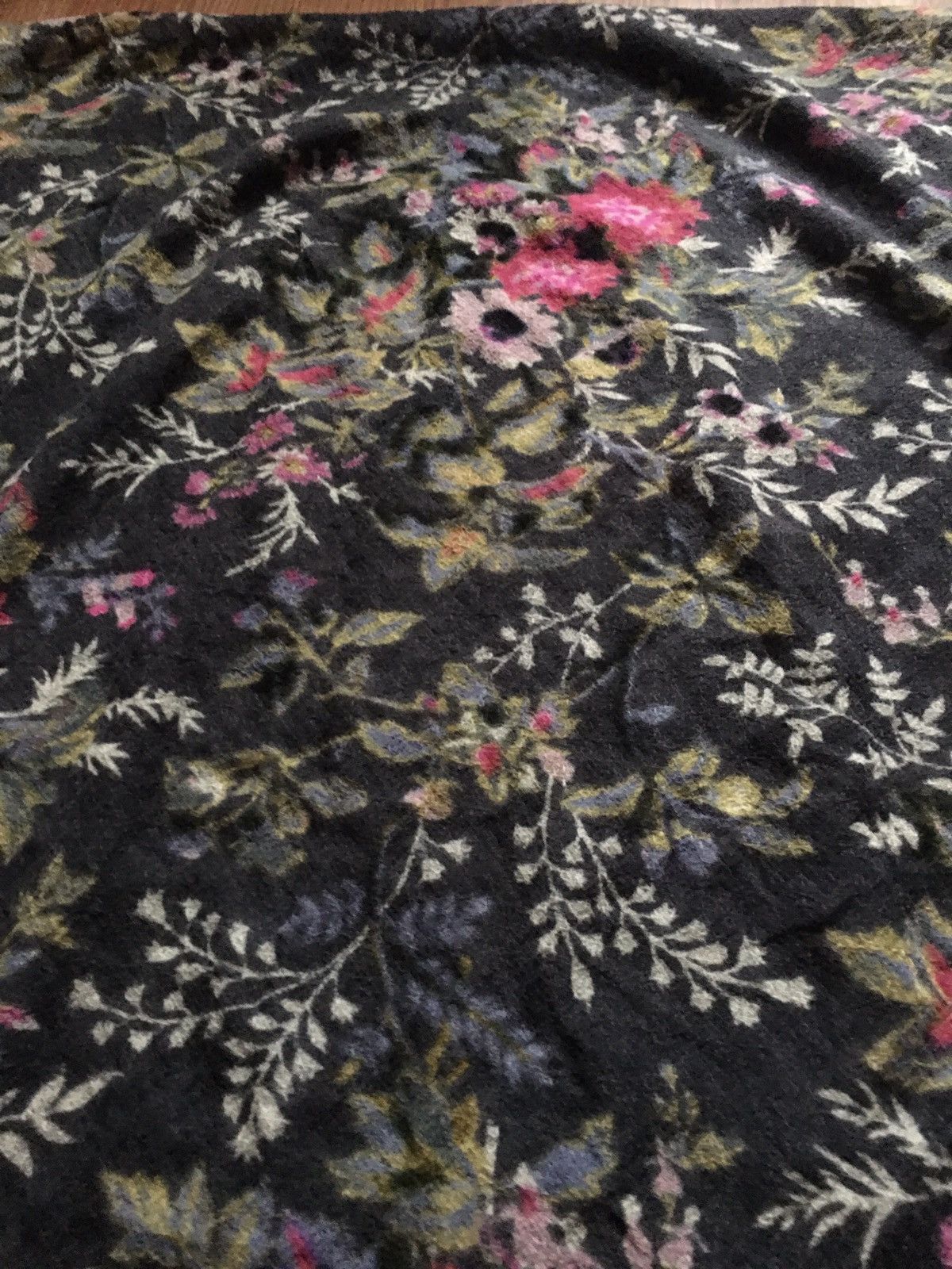 COPENHAGEN STUDIOS EPICE Paris Copenhagen Floral Wool Large Scarf Shawl Size ONE SIZE - 3 Thumbnail