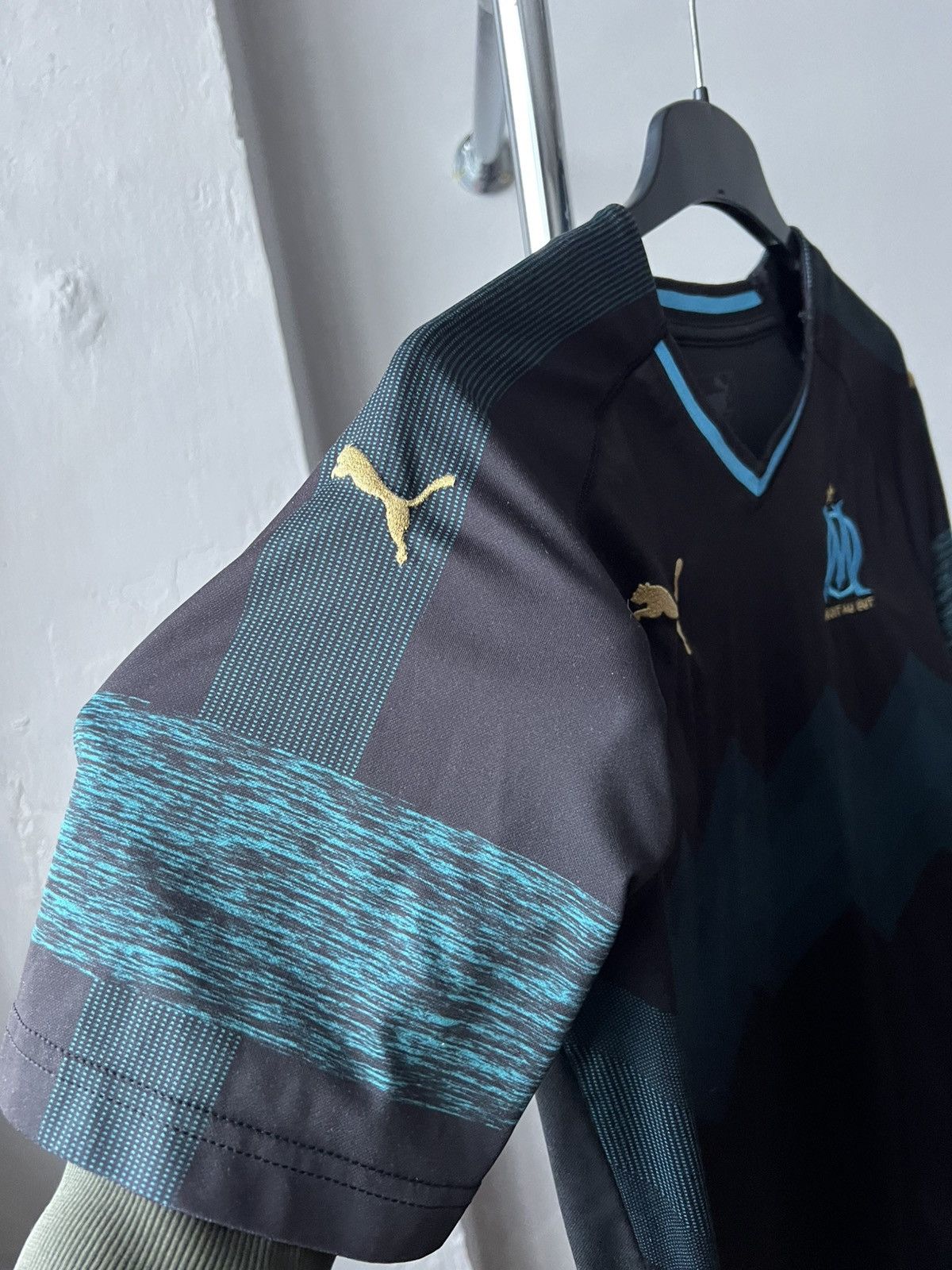 Puma 2018/19 OLYMPIQUE MARSEILLE AWAY SOCCER JERSEY SHIRT PUMA M Size US M / EU 48-50 / 2 - 6 Thumbnail