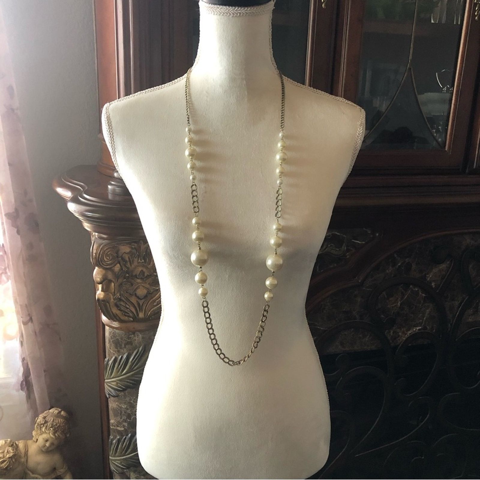 Vintage Vintage graduated faux pearls gold chain necklace Size ONE SIZE - 4 Thumbnail
