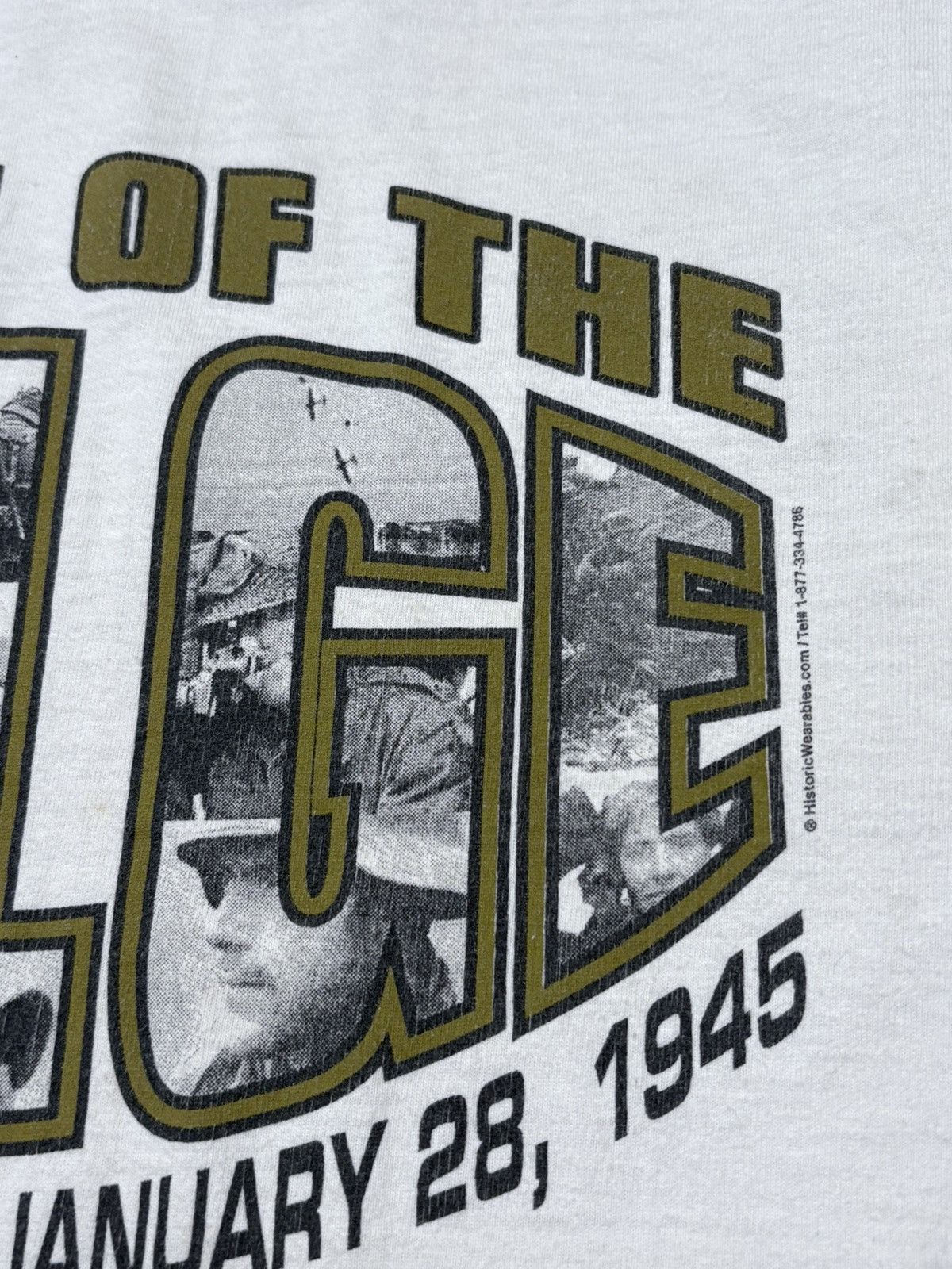 Vintage 90’s Battle of the The Bulge Vintage World War II Tee Shirt Size US M / EU 48-50 / 2 - 5 Thumbnail