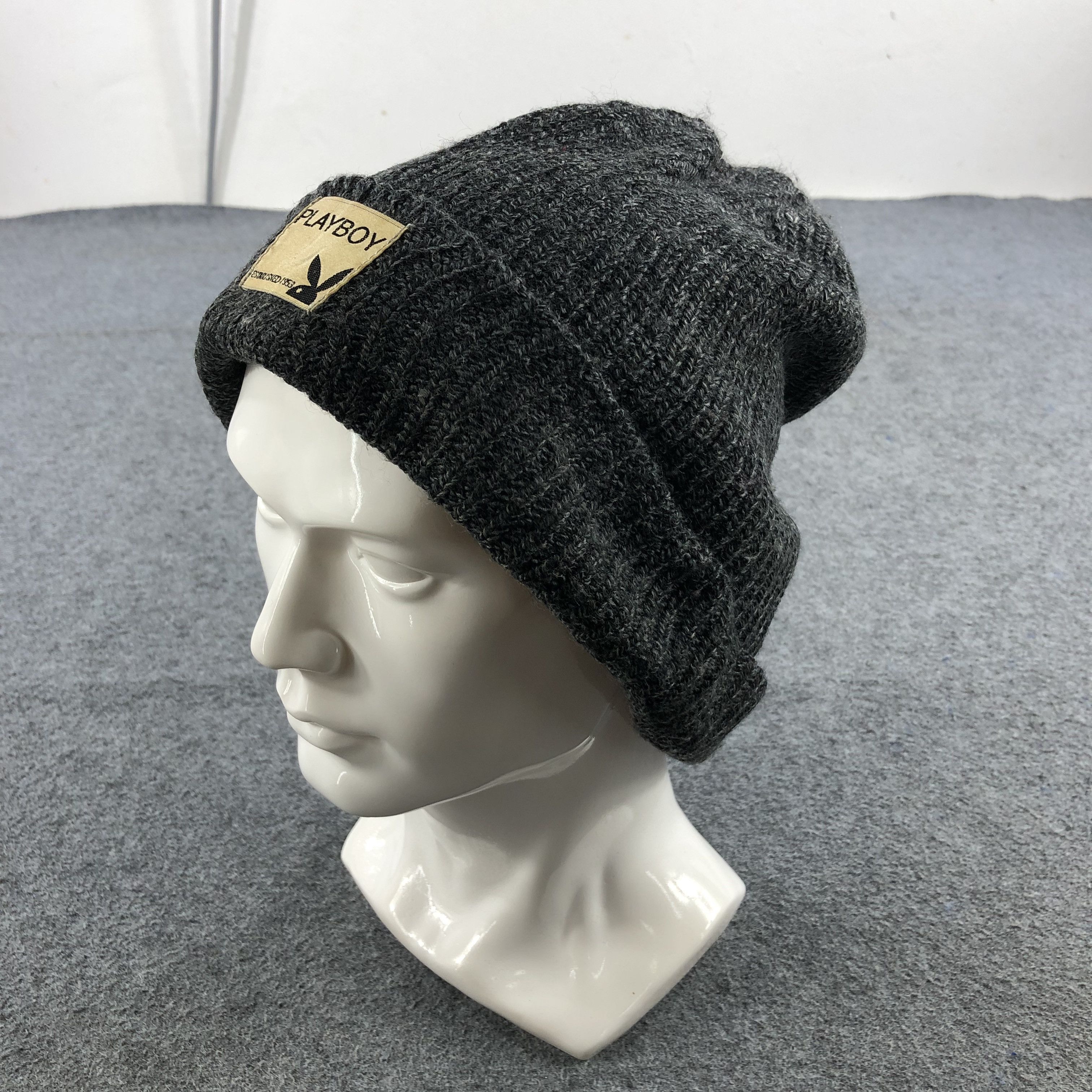 Playboy Playboy Fisherman Beanie Snowcap Snow Hat Winter Hat B140 Size ONE SIZE - 1 Thumbnail