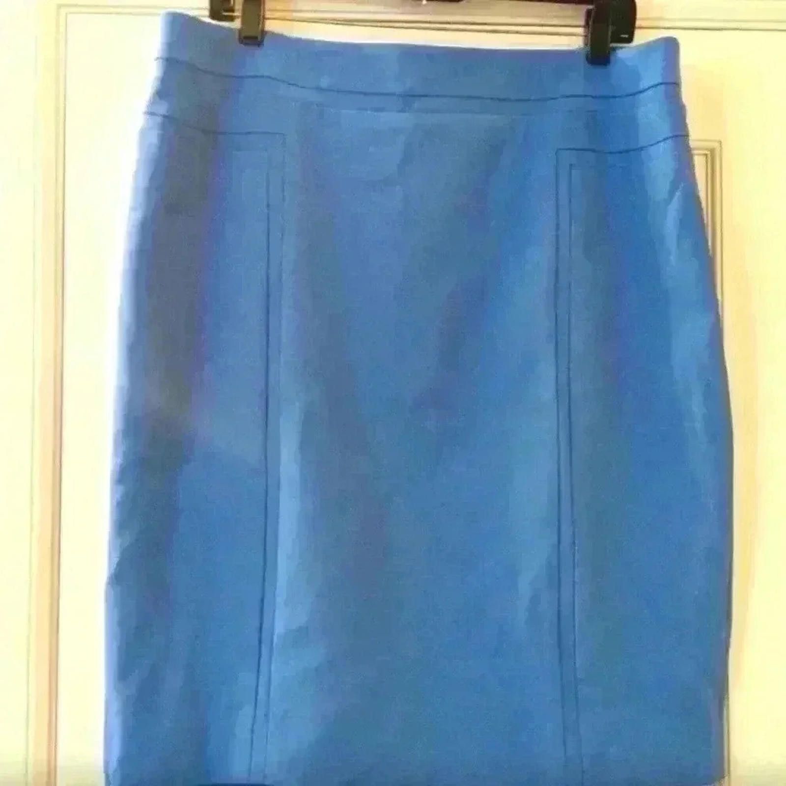 Other NWOT | WHBM | Blue Pencil Skirt | Size: 16 Size 38" / US 16 / IT 52 - 1 Thumbnail