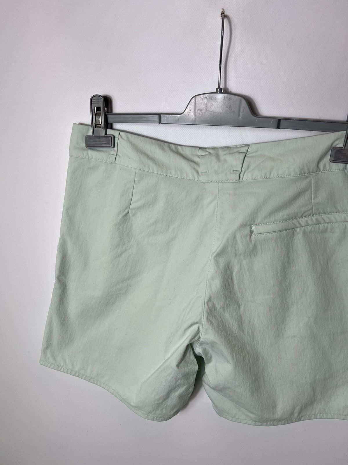 Salomon Vintage outdoor trekking Salomon Womens Shorts Size Uk 12 Size 30" / US 8 / IT 44 - 9 Thumbnail