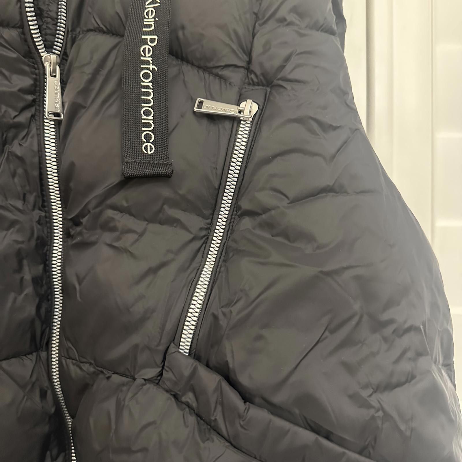 Designer Calvin Klein Performance Black Puffer Vest with Hood Size XXL / US 16-18 / IT 52-54 - 4 Thumbnail