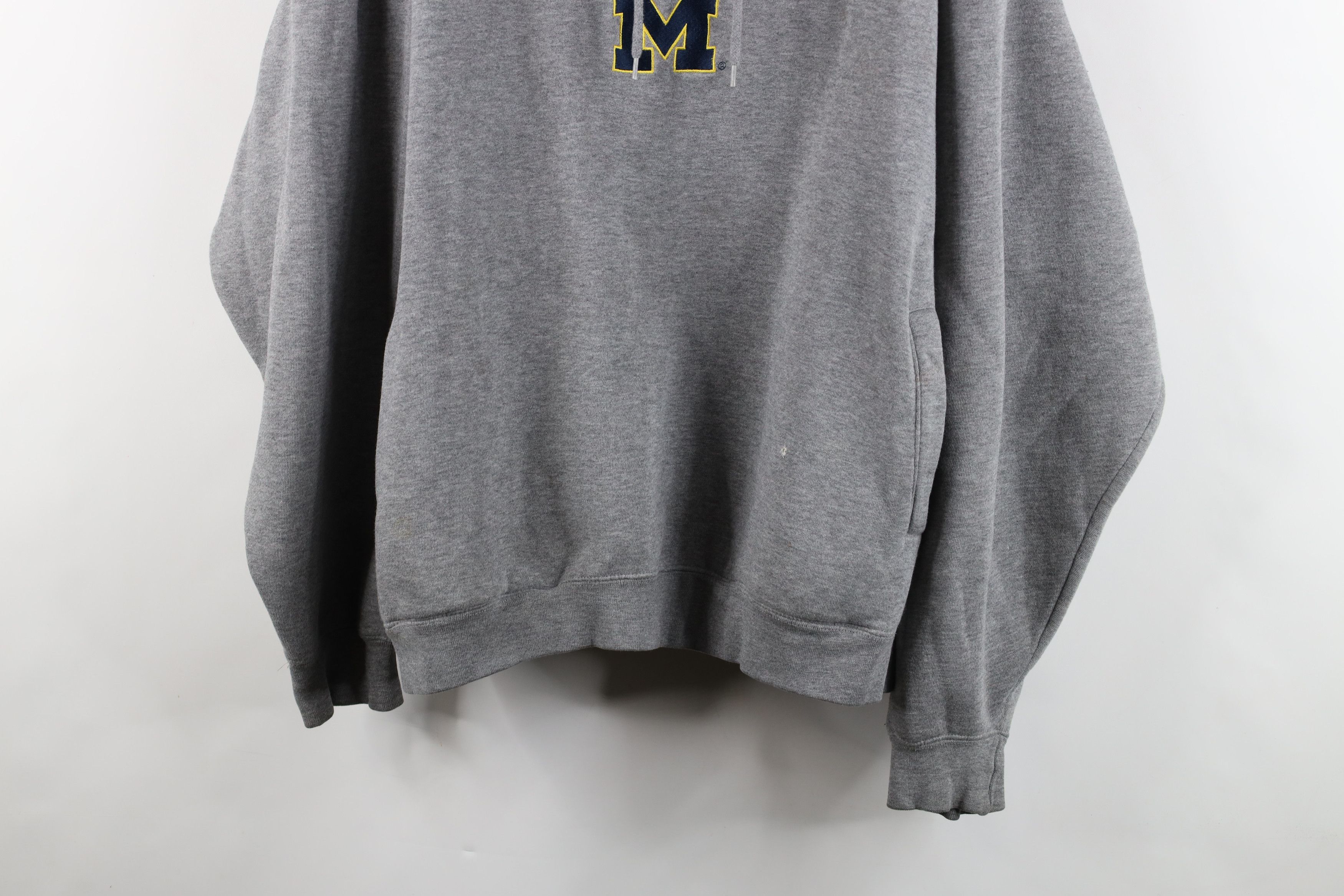 Vintage Vintage 90s Spell Out University of Michigan Hoodie Gray Size US XXL / EU 58 / 5 - 3 Thumbnail