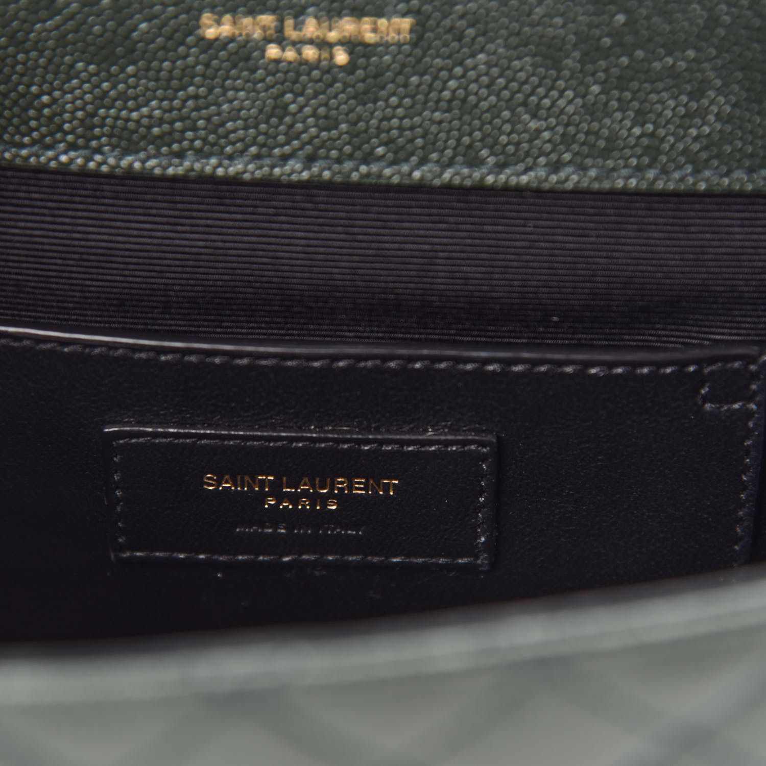 Saint Laurent Paris o1b1hav110724 Size: OS / Envelope Medium Bag in Dark Green Size ONE SIZE - 8 Thumbnail