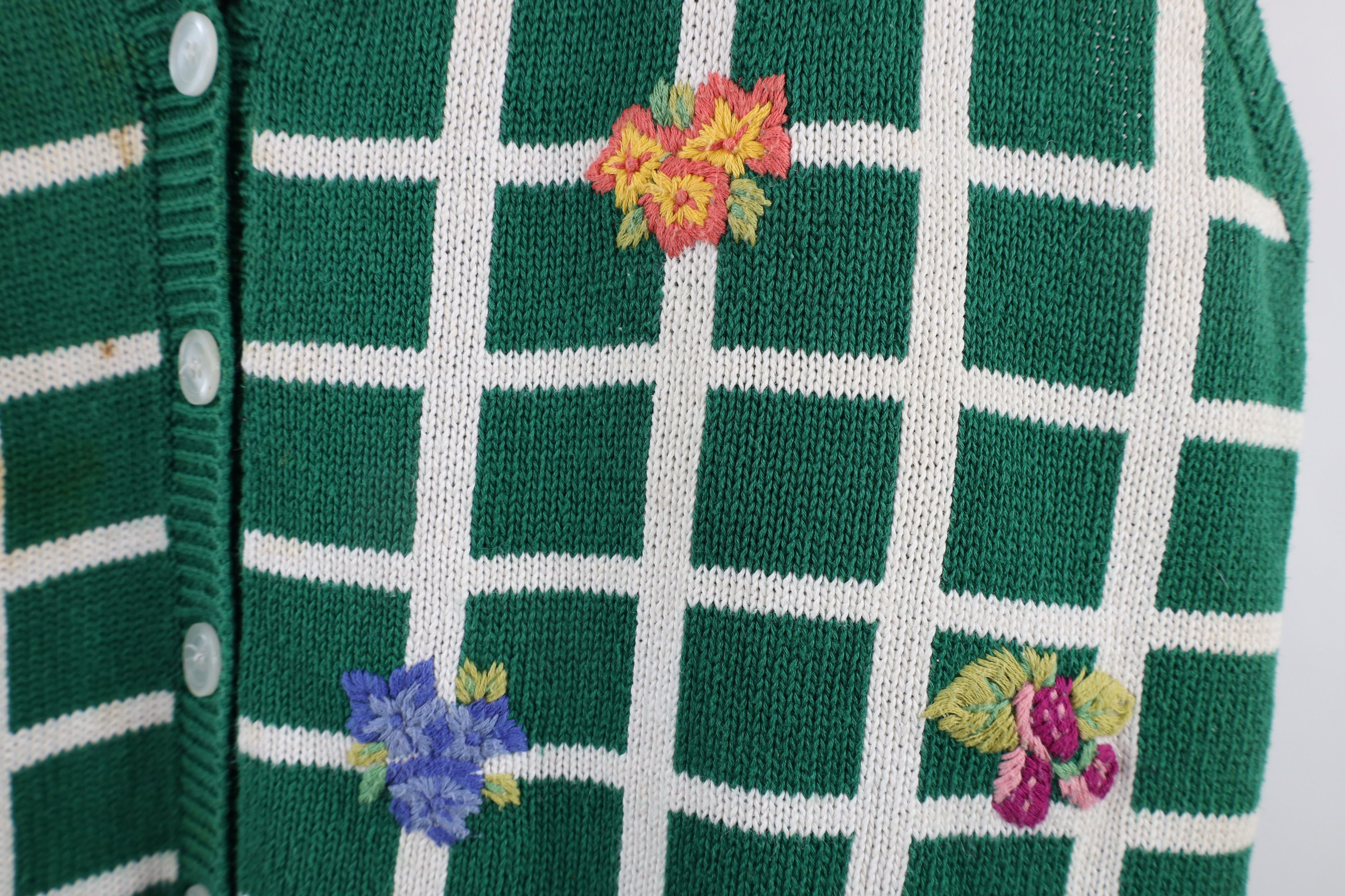 Vintage Vintage 90s Streetwear Embroidered Cardigan Sweater Vest Size 3XL / US 20-22 - 5 Thumbnail