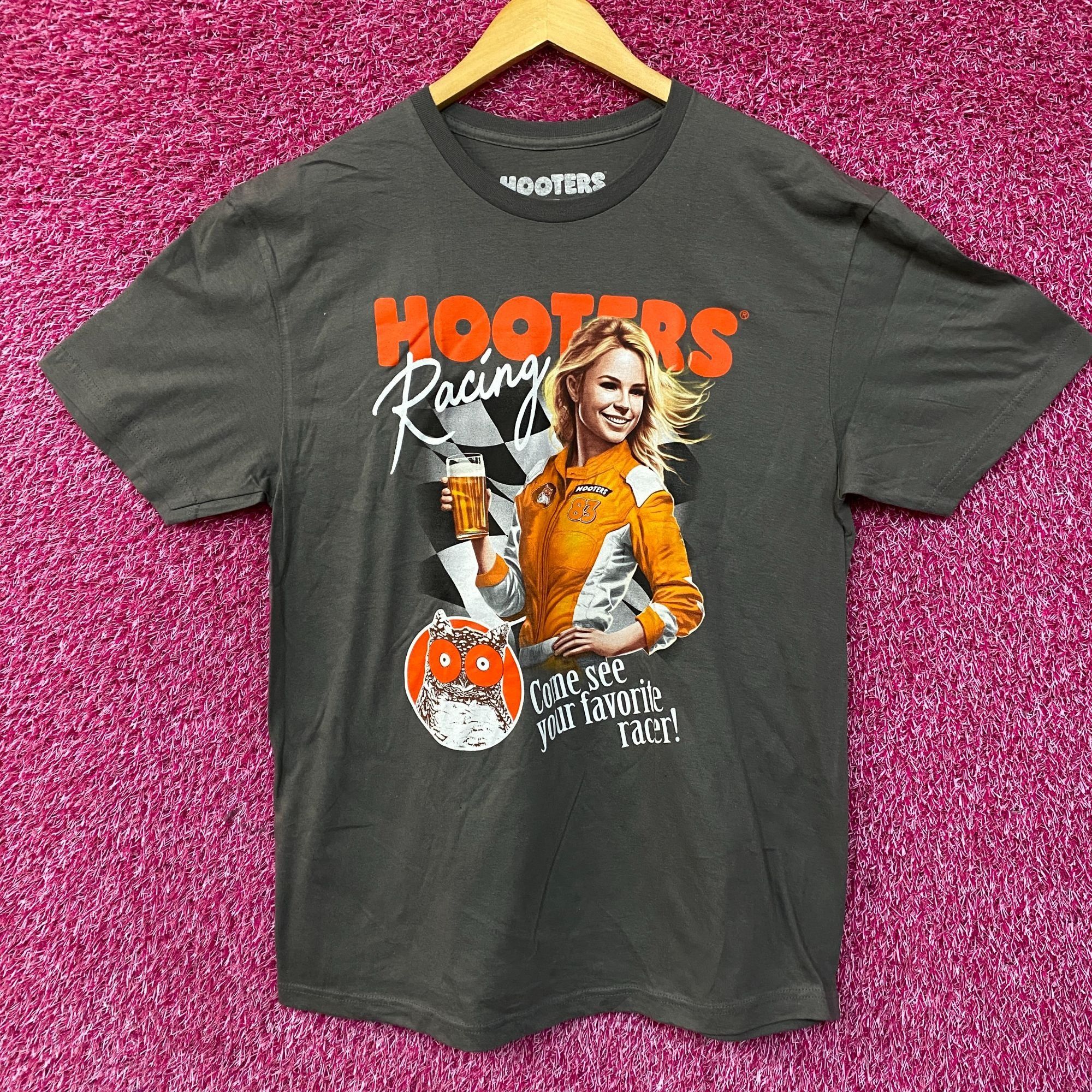 Other Hooters Racing Come See Your Favorite Racer T-Shirt Large Size US L / EU 52-54 / 3 - 1 Thumbnail