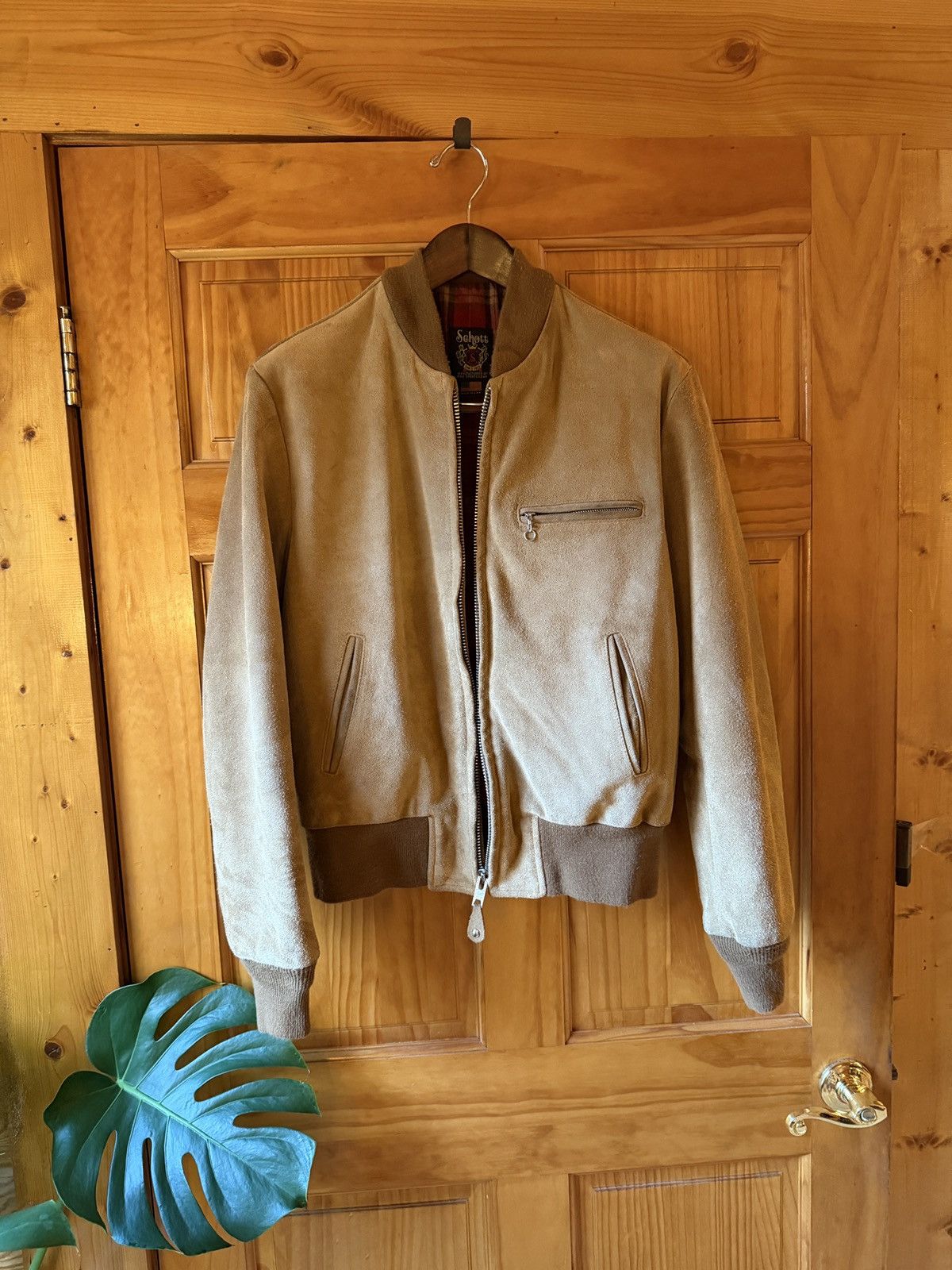 Schott Schott NYC Men's Suede Leather Bomber Jacket Large Tan Lined Size US L / EU 52-54 / 3 - 13 Thumbnail
