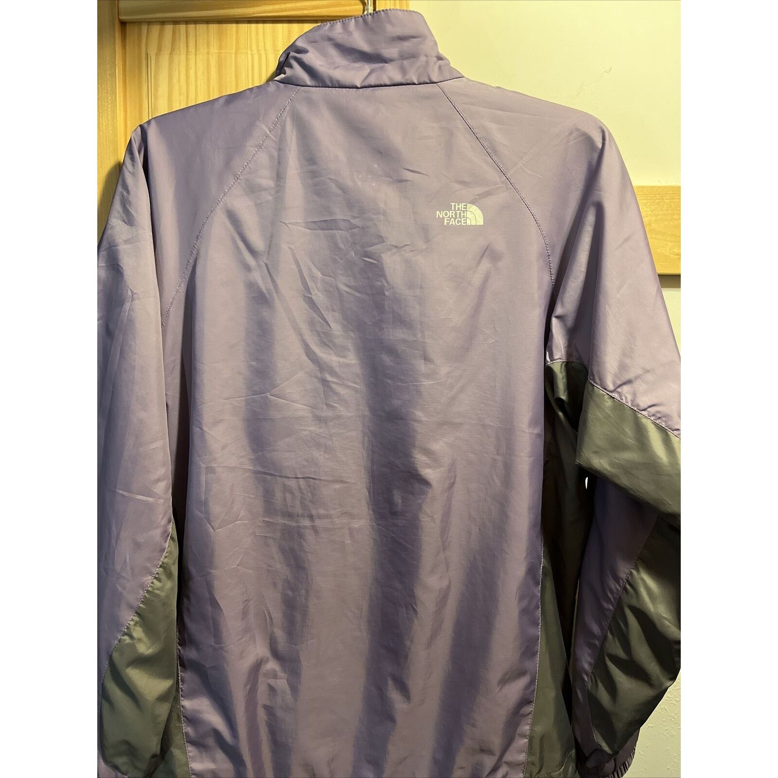 The North Face The North Face Womens M Purple Polyester Windbreaker Jacket Size M / US 6-8 / IT 42-44 - 10 Thumbnail