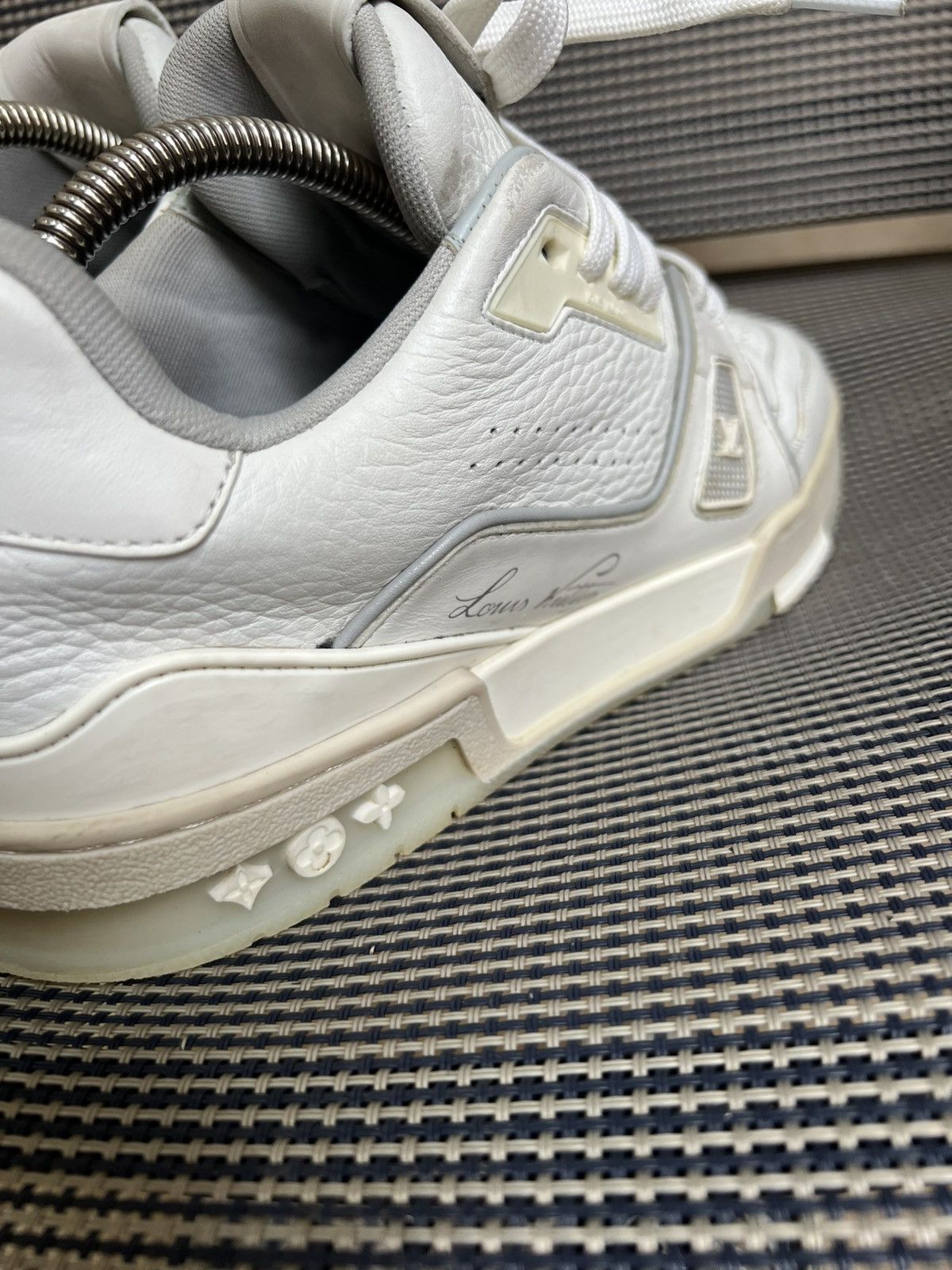 Louis Vuitton Louis Vuitton LV Trainer Size US 8 / EU 41 - 4 Thumbnail