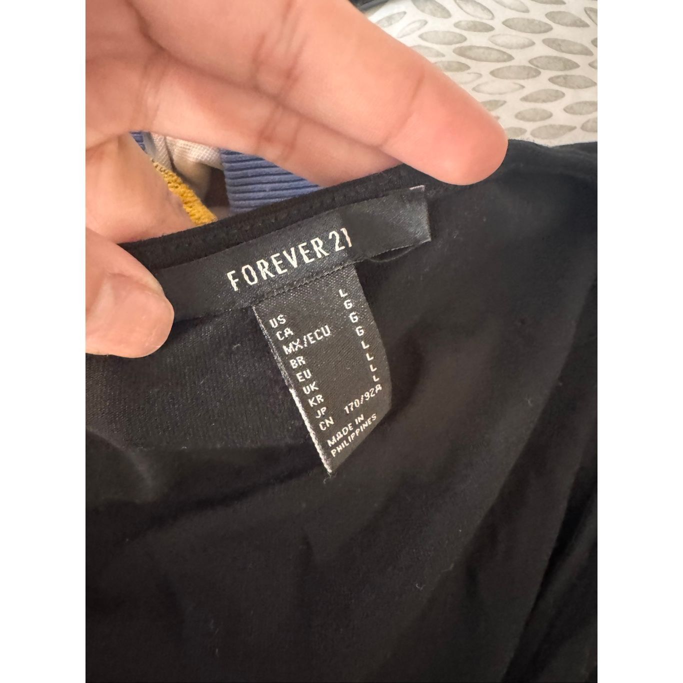 Forever 21 Forever 21 Black Long Sleeve Deep V Bodysuit Women’s Size L Size L / US 10 / IT 46 - 4 Thumbnail