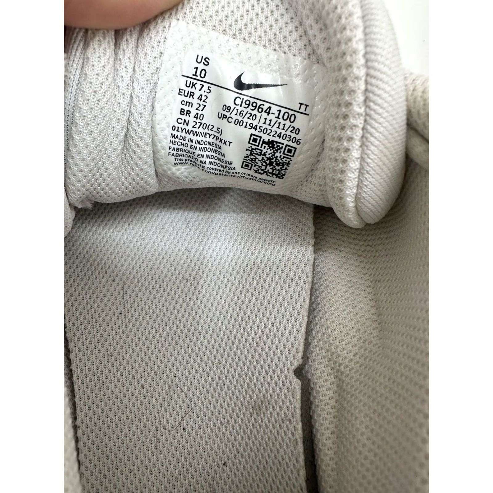Nike Nike Womens Sneakers Size 10 White Nike Flex Experience Run 10 CI9964-100 Sneaker Ladies 10 White Nike Flex Experience Run 10 CI9964-100 Size US 10 / IT 40 - 4 Thumbnail