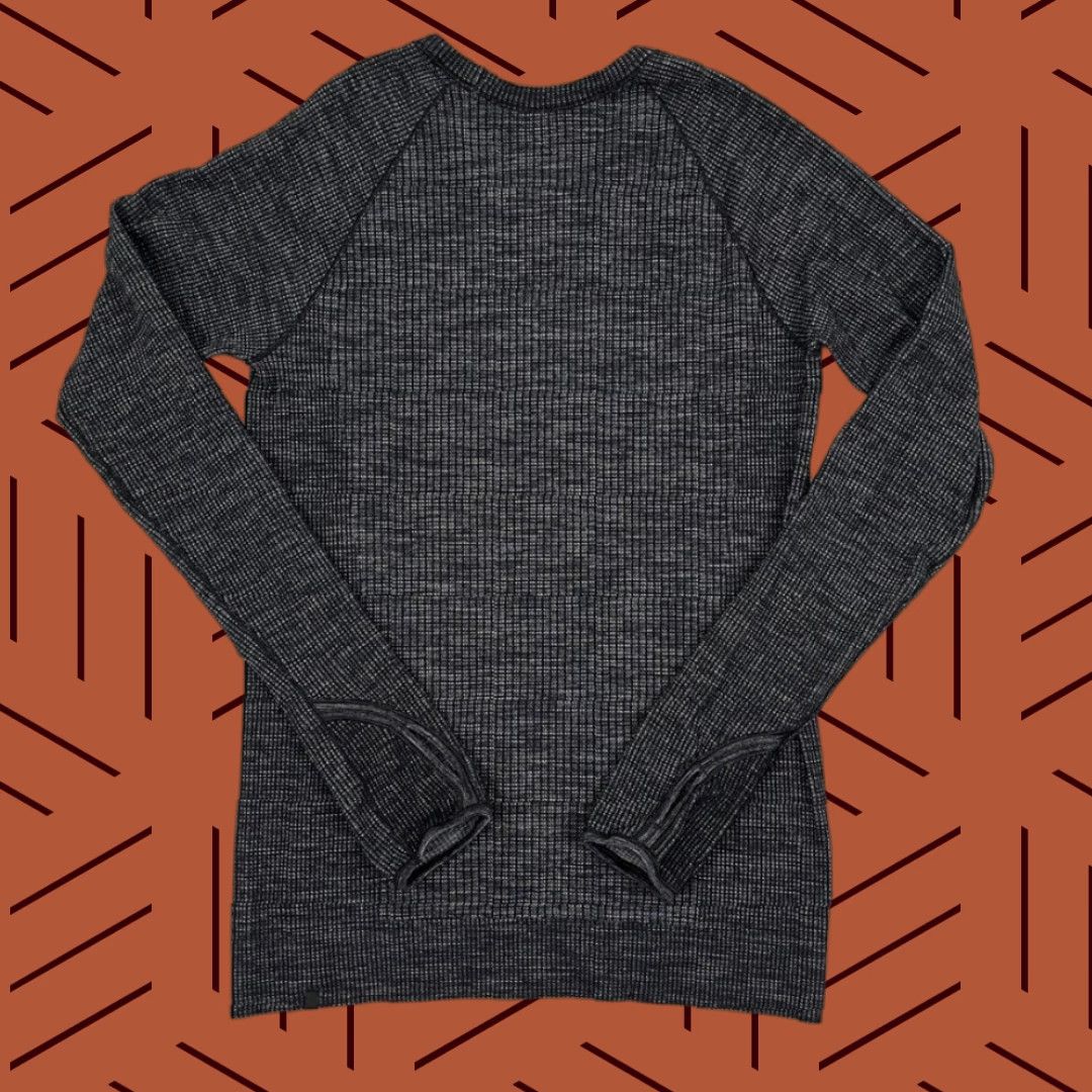Lululemon **Lululemon Swiftly Tech Womens Long Sleeve Gray Wool Blend Gym Shirt** User: **Lululemon Swiftly Tech Womens Gray Wool Blend Long Sleeve Gym Shirt** Size XS / US 0-2 / IT 36-38 - 1 Thumbnail