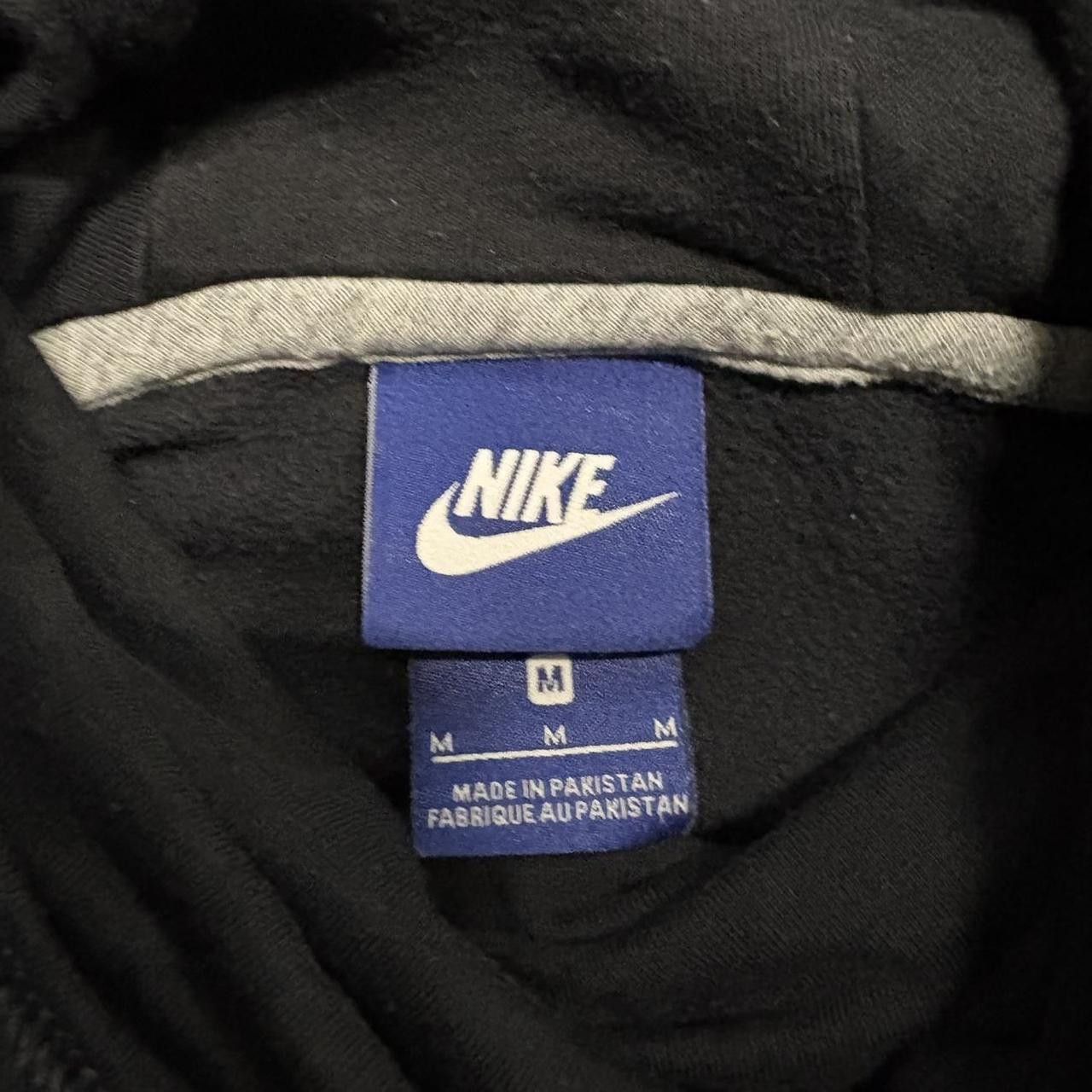 Nike Crazy Vintage Y2K/2000s Black Nike White swoosh Spellout Blue Tag Hoodie! Size US M / EU 48-50 / 2 - 4 Thumbnail