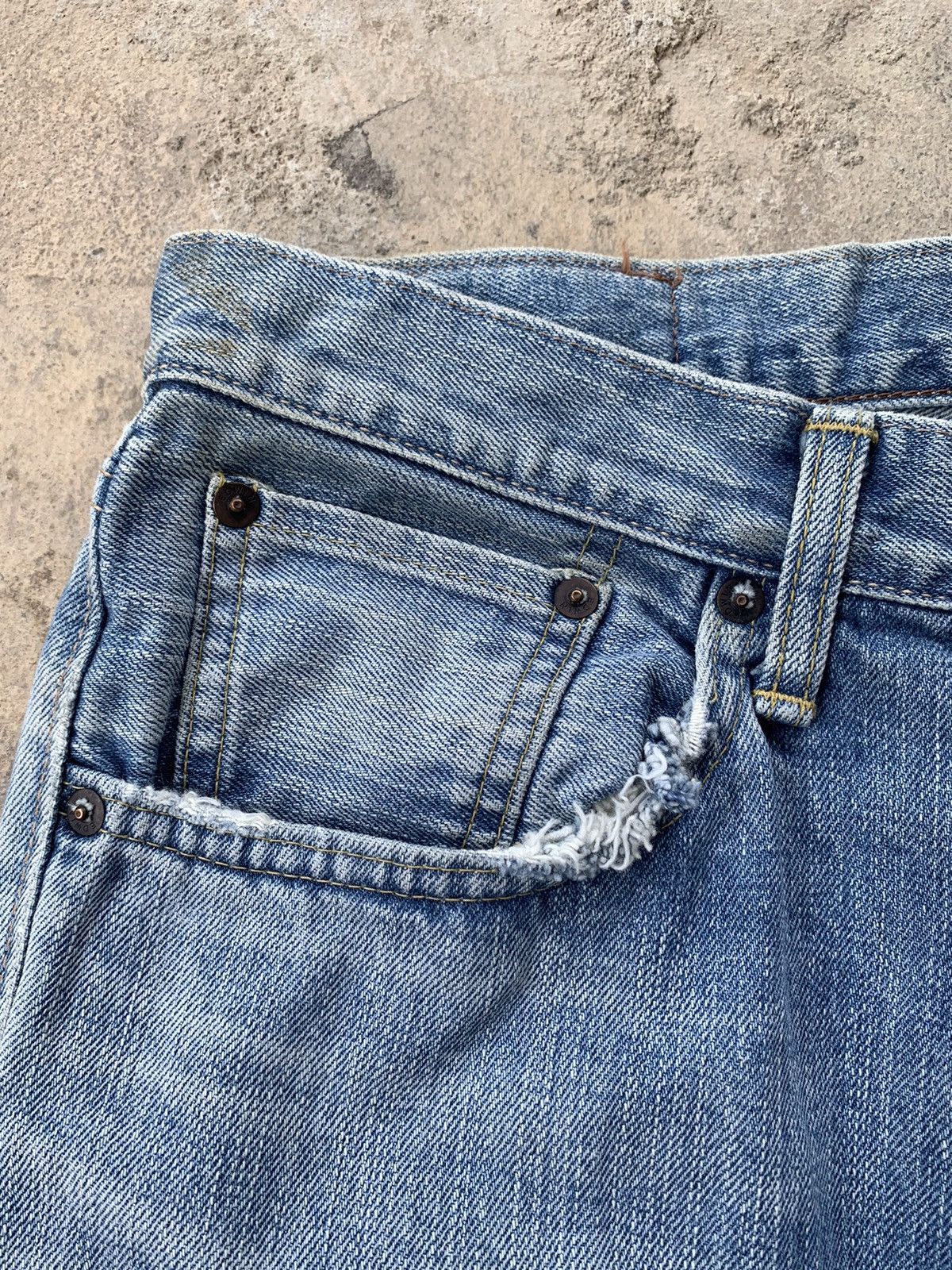 Edwin × Japanese Brand × Vintage Vintage Edwin 505zx Selvedge Distressed Denim Size US 33 - 9 Thumbnail