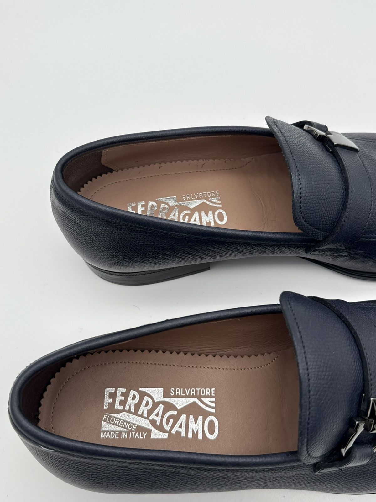 Salvatore Ferragamo Ferragamo Men’s Navy Blue Moccasin with Gancini Size 8 US Size US 8 / EU 41 - 6 Thumbnail