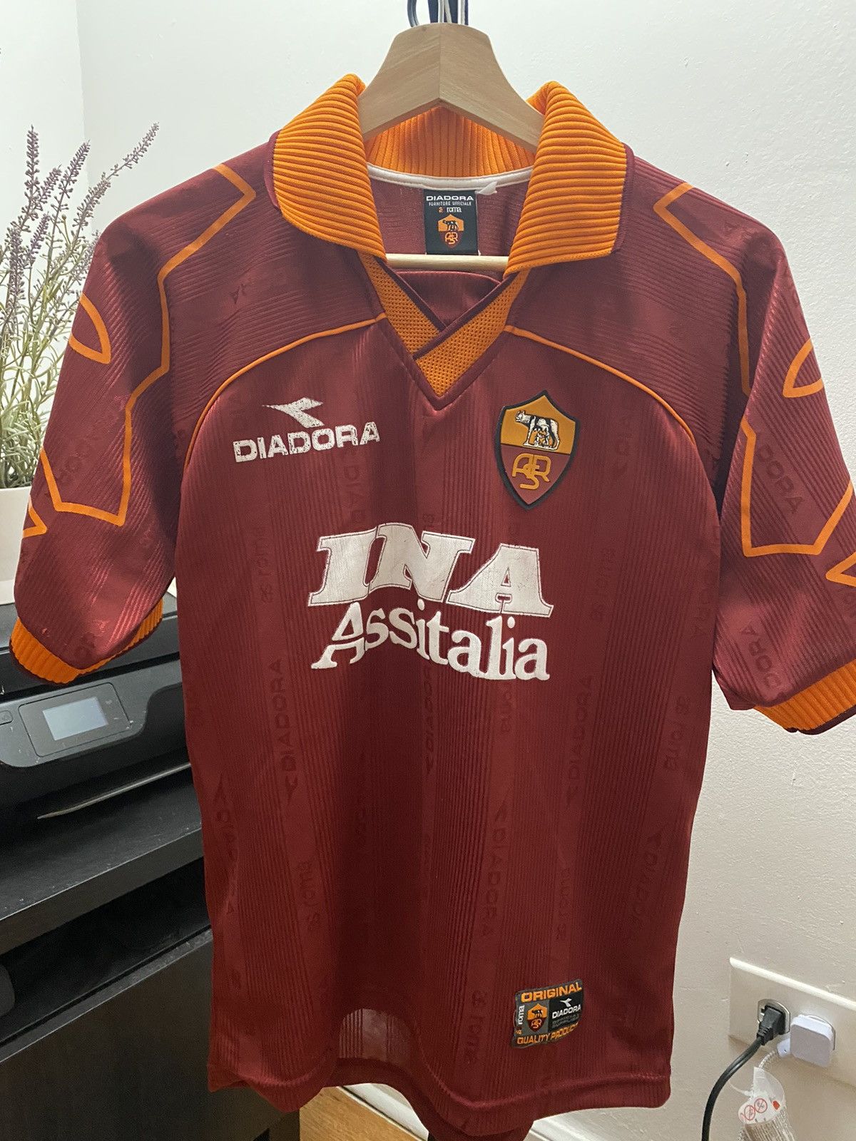 Image of Diadora As Roma 1999 Home Football Shirt / Soccer Jersey. Size S in Red, Men's