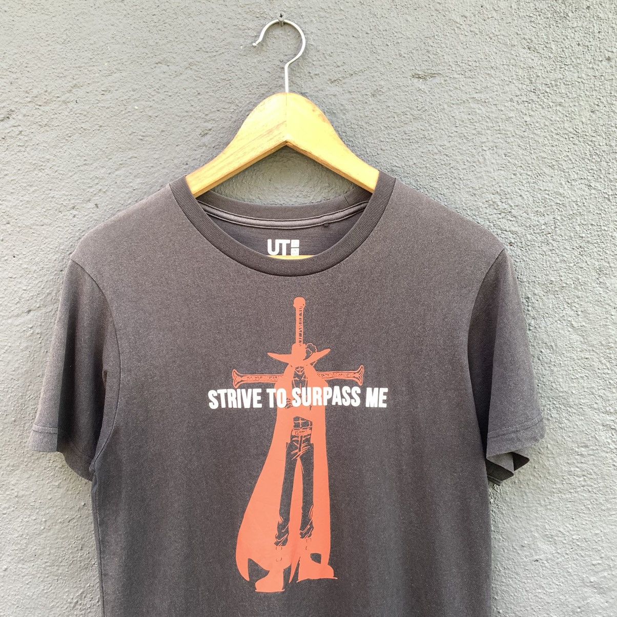 Uniqlo Thrashed Faded One Piece X Uniqlo Tee Size US S / EU 44-46 / 1 - 2 Thumbnail