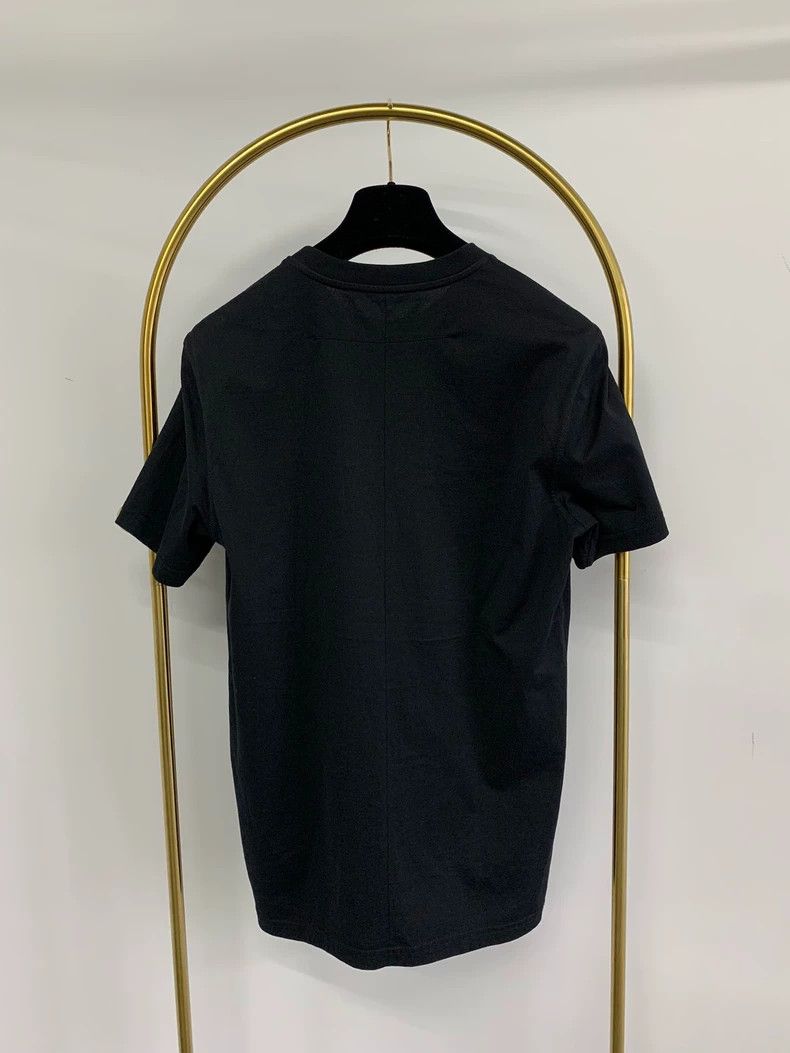 Givenchy Givenchy Black Shark Short-Sleeve T-Shirt Top, Size XS Size US XS / EU 42 / 0 - 3 Thumbnail