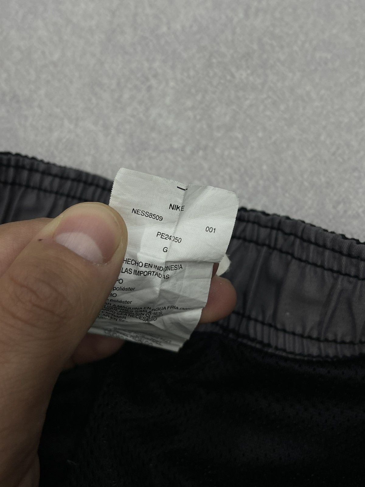 Nike × Nike ACG × Vintage Mens Nike Nylon Black Shorts Small Logo Y2K ACG TECH Size US 34 / EU 50 - 8 Thumbnail