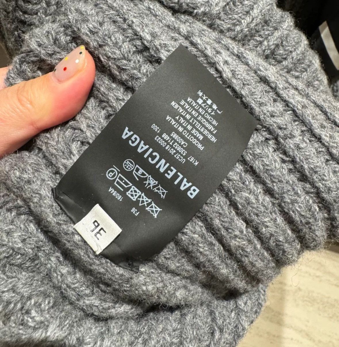 Balenciaga BALENCIAGA premium grey scarf sweater 2412-Nextarrow Size US S / EU 44-46 / 1 - 6 Thumbnail