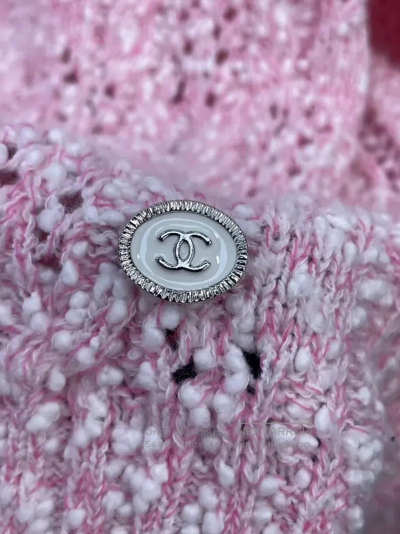 Chanel Chanel 24P pink and white diamond checkered hollow knitwea Size XS / US 0-2 / IT 36-38 - 6 Thumbnail