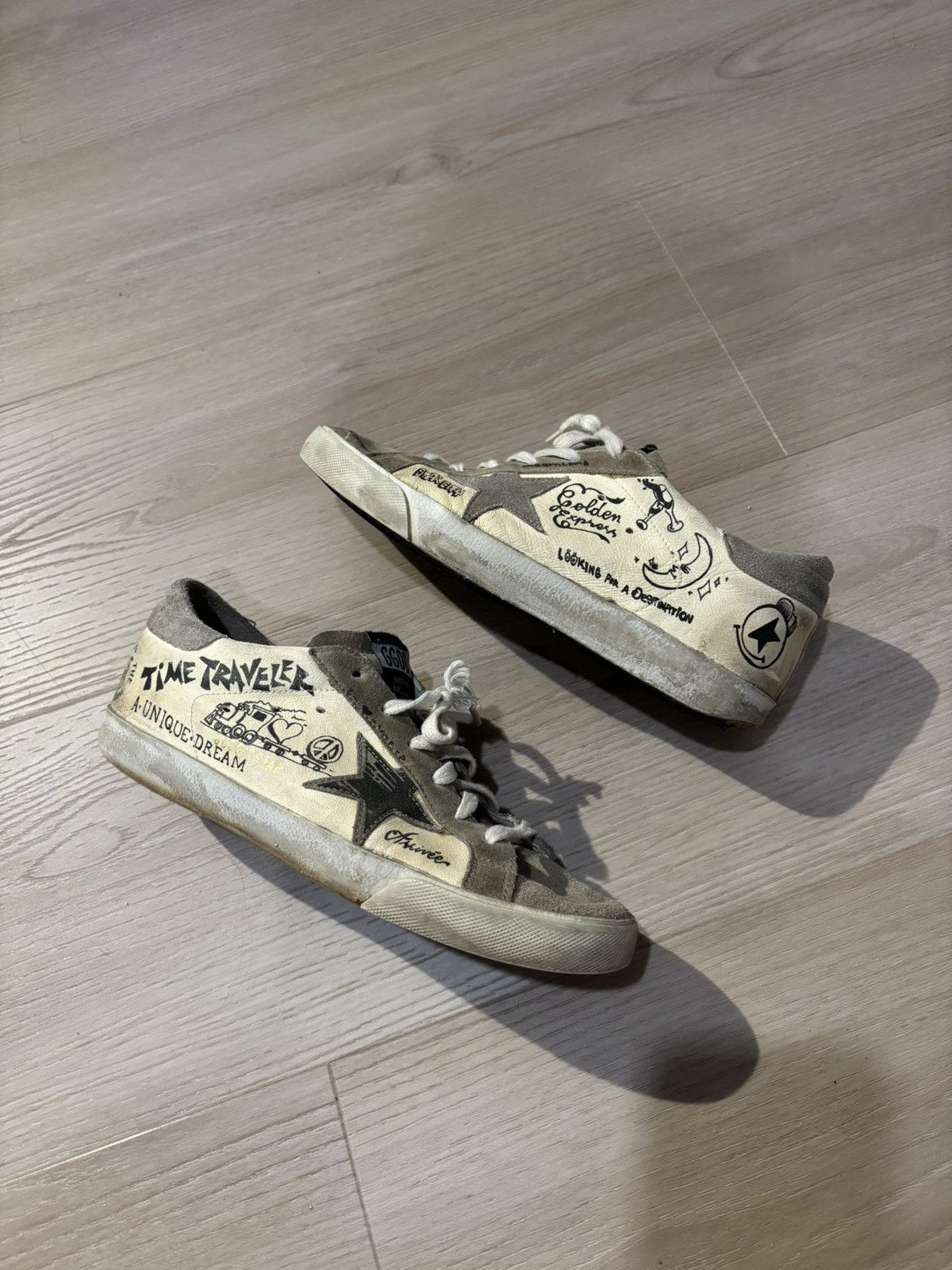 Golden Goose Golden Goose Super-Star GGDB Size US 7 / EU 40 - 1 Thumbnail