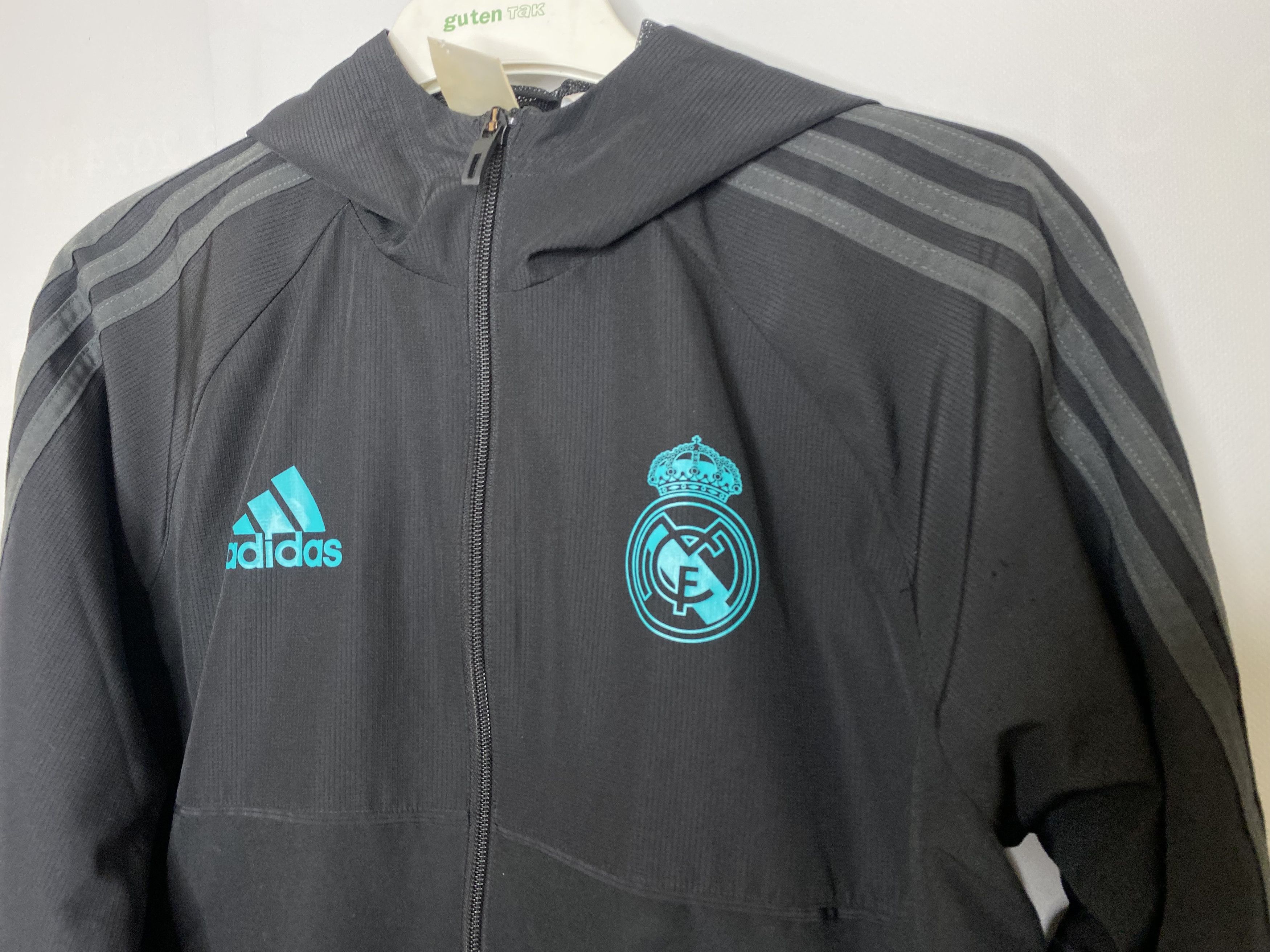 Adidas REAL MADRID 2017 2018 TRAINING FOOTBALL SOCCER JACKET ADIDAS Size US S / EU 44-46 / 1 - 3 Thumbnail