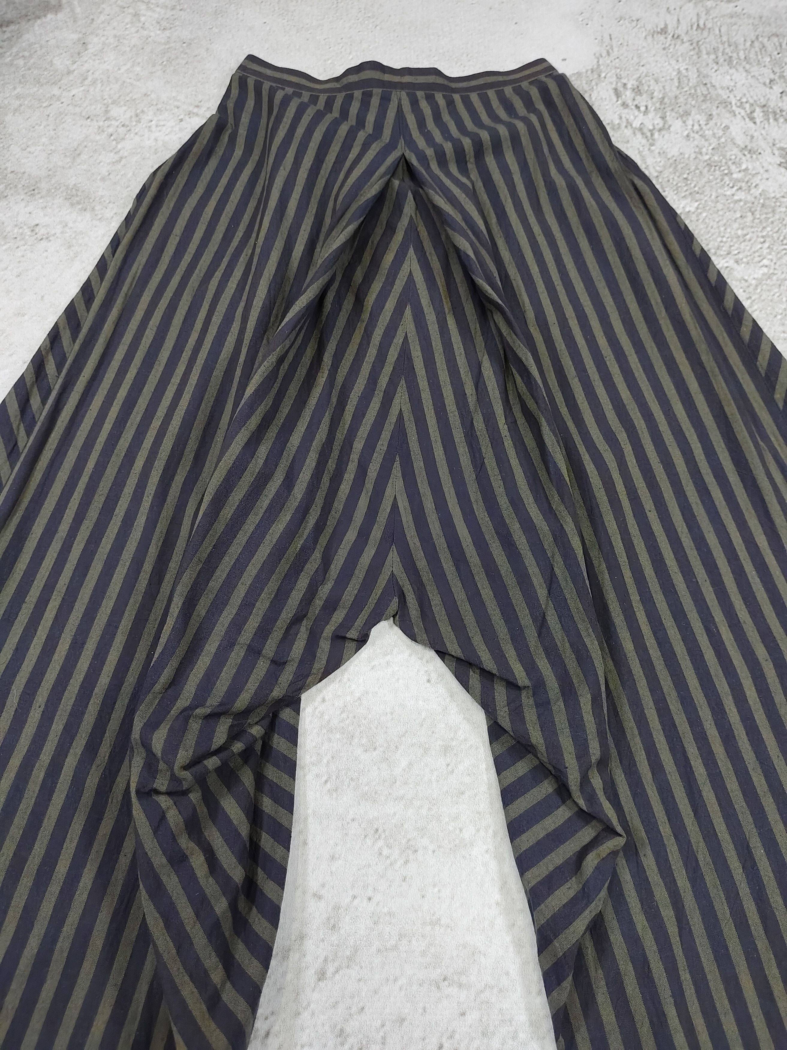 Issey Miyake 80s Issey Miyake- Archived Runway Sculptural Hakama Samurai Size US 28 / EU 44 - 7 Thumbnail