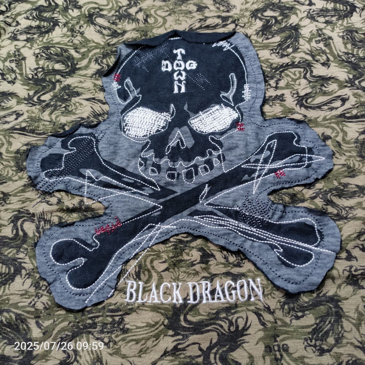 Other Longsleeve Tshirt Dog Town Black Dragon Size US XL / EU 56 / 4 - 2 Thumbnail
