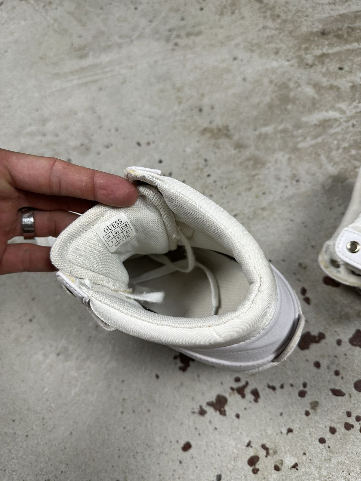 Guess Vintage Y2K Guess White High Top Sneakers Avant Garde suede Size US 9.5 / IT 39.5 - 10 Thumbnail