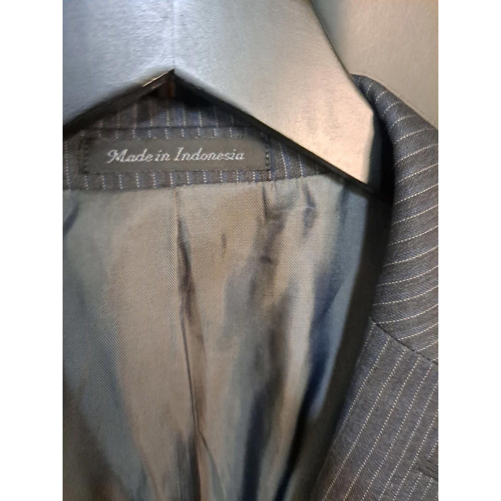 Calvin Klein Calvin Klein Slim Fit Gray Pinstripe 2 Button Blazer Size 40 Size 40R - 2 Thumbnail