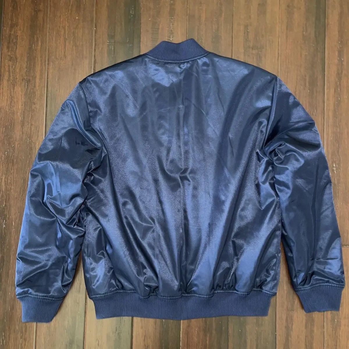 Mitchell & Ness Mitchell & Ness CLE Cavaliers rare sample navy bomber jacket Size US L / EU 52-54 / 3 - 2 Thumbnail