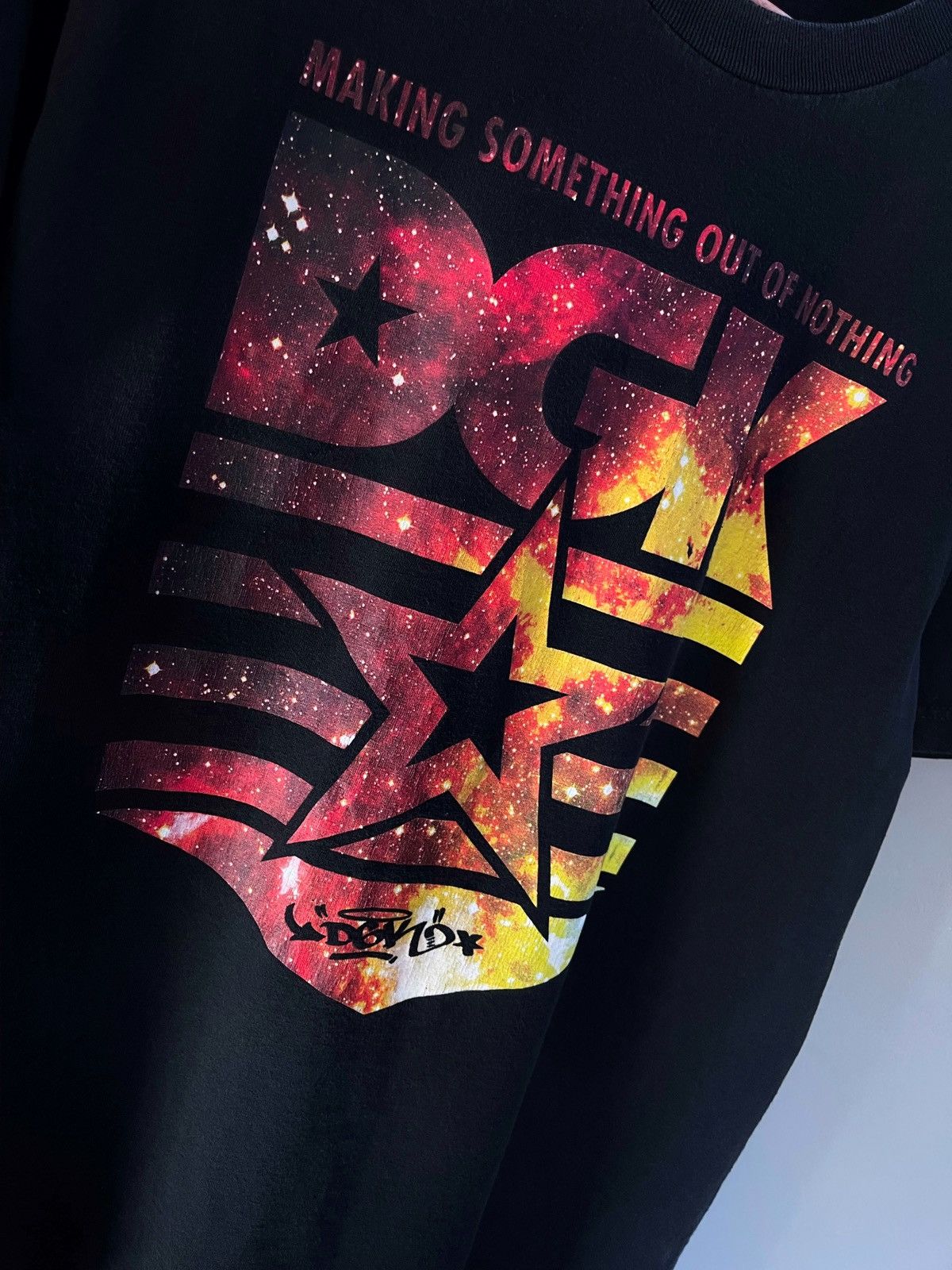 DGK × Vintage DGK Dirty Ghetto Kids Space Graphic T-Shirt Size US L / EU 52-54 / 3 - 1 Thumbnail