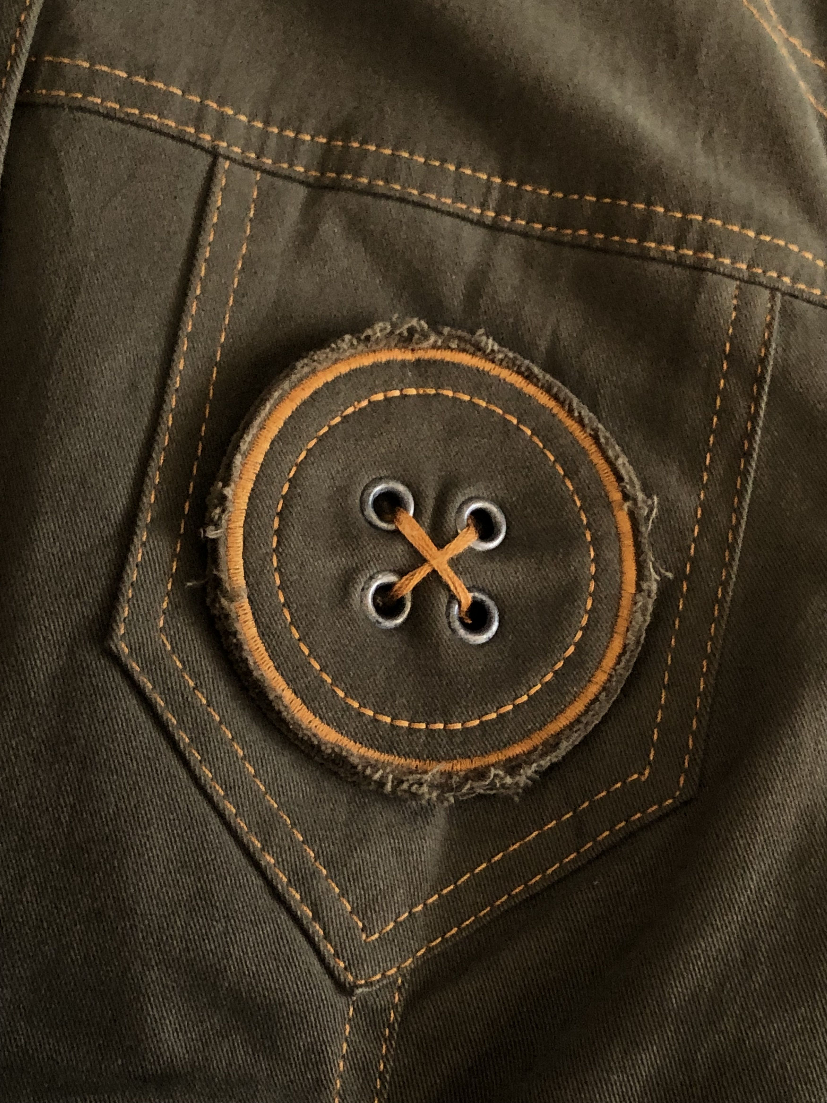 Moschino VINTAGE MOSCHINO JEANS BUTTON ACCENT JACKET MILITARY Size XS / US 0-2 / IT 36-38 - 15 Thumbnail