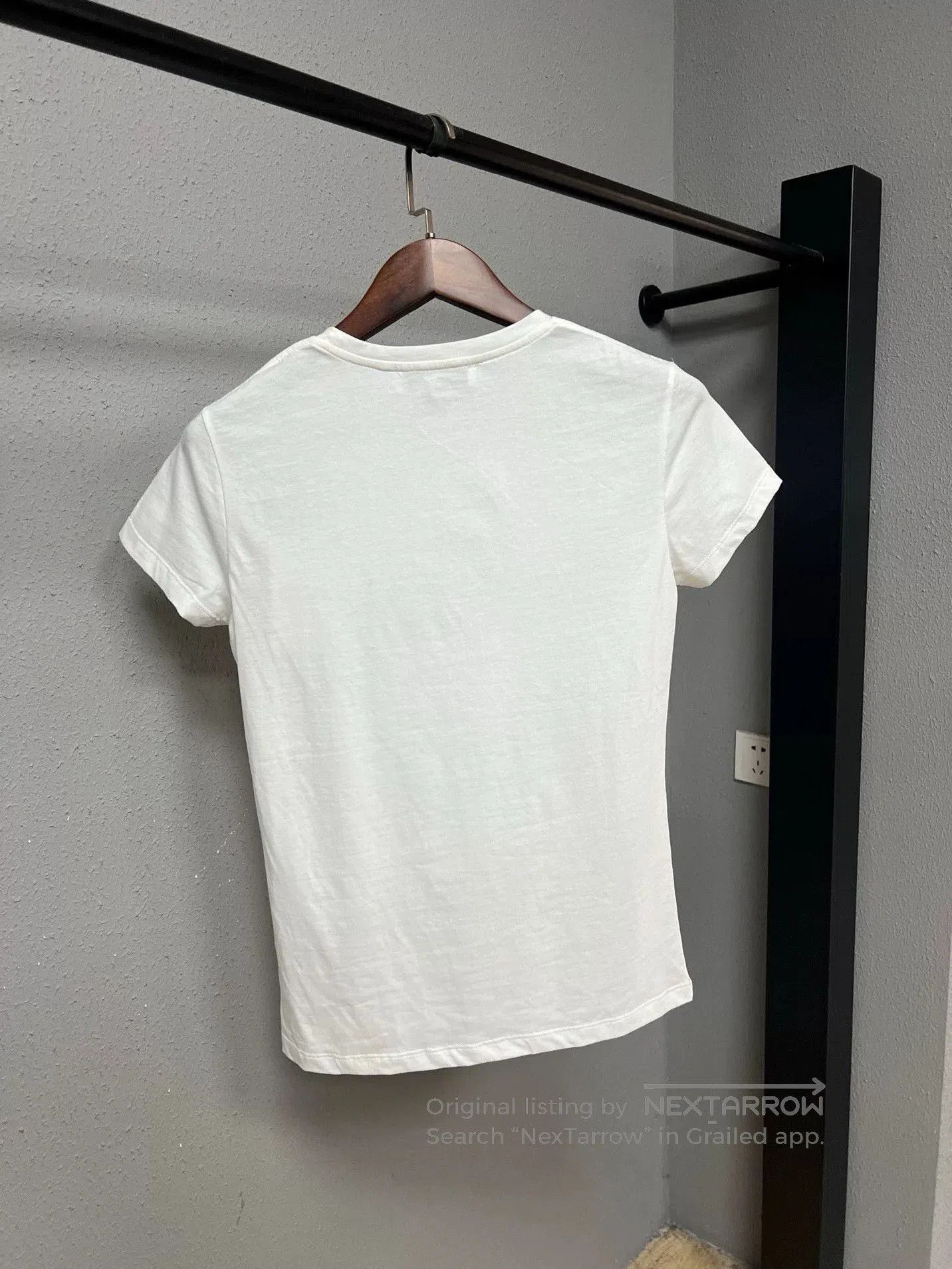 Valentino valentino short sleeve shirt with studs. Size XS / US 0-2 / IT 36-38 - 2 Thumbnail