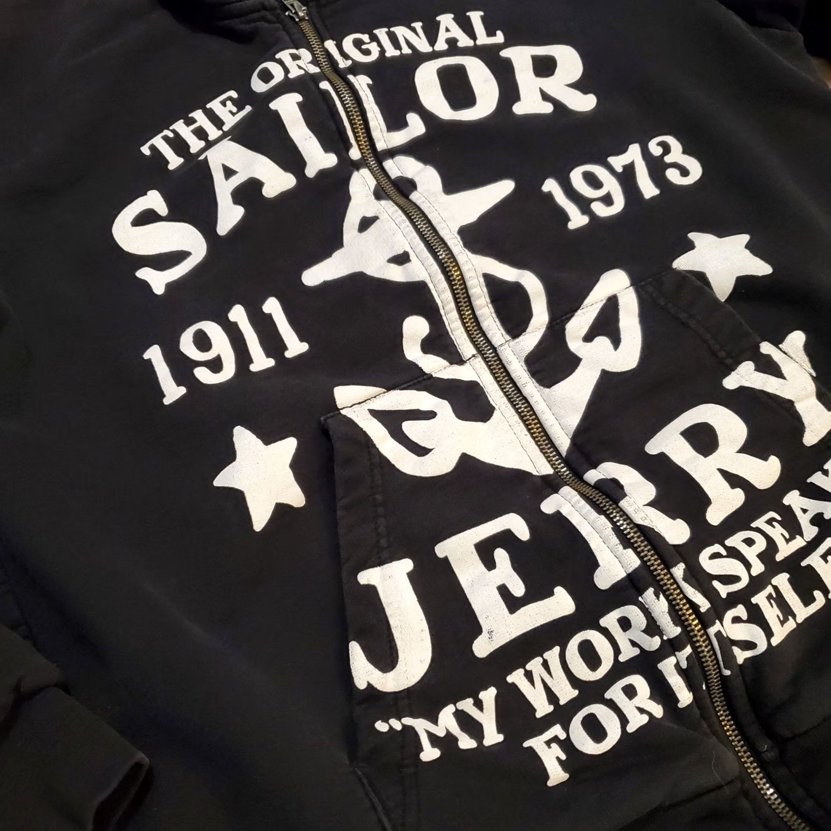 Vintage VINTAGE Sailor Jerry Hoodie Full Zip Anchor Black M Punk Grunge EUC Mens Shirt, Hooded, Zip, Graphic Print, All Seasons, Pockets, Cotton, Logo Size US M / EU 48-50 / 2 - 6 Thumbnail