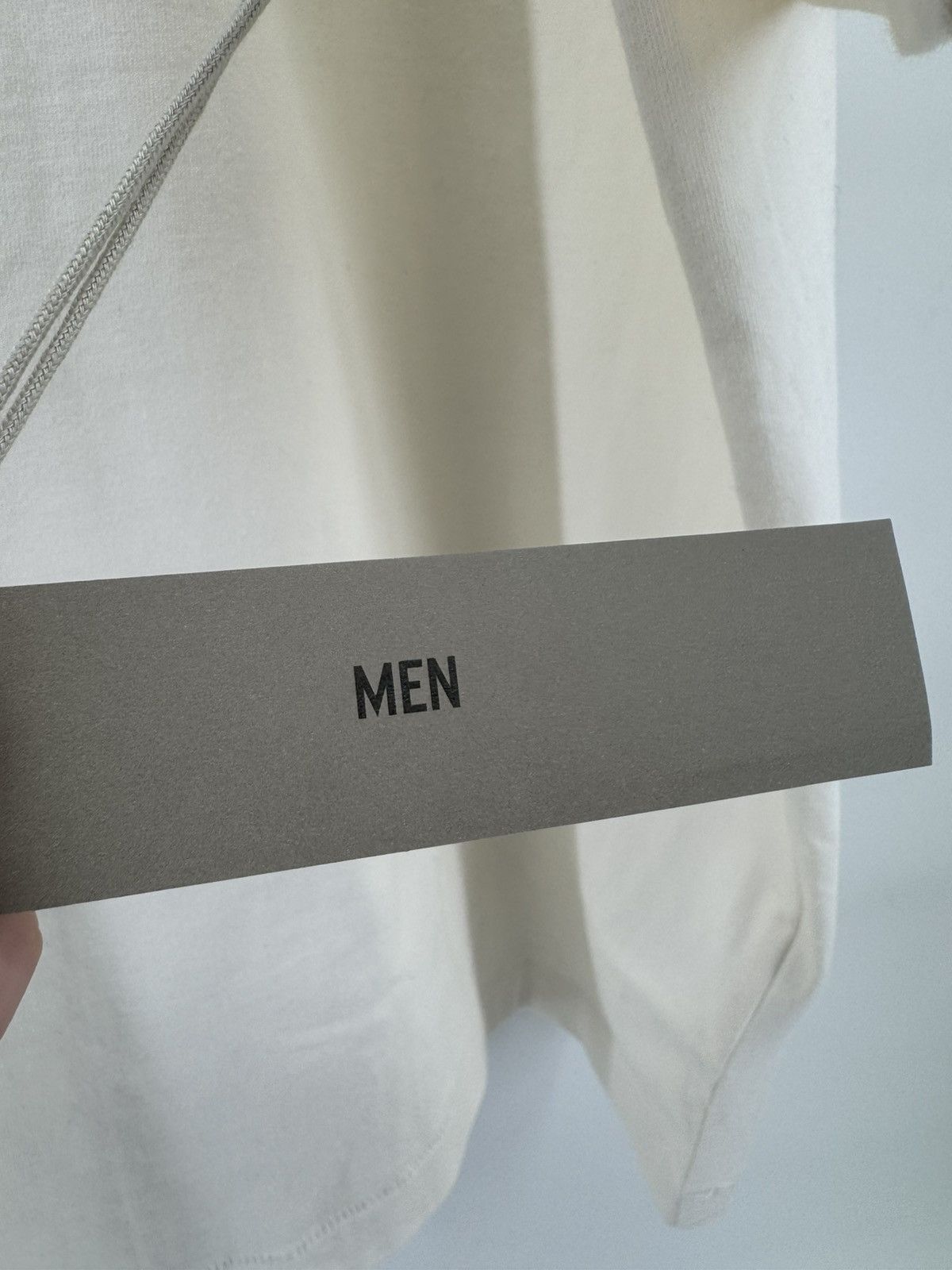 Essentials Fear of God ESSENTIALS Off-White size XL Authentic NWT Size US XL / EU 56 / 4 - 5 Thumbnail